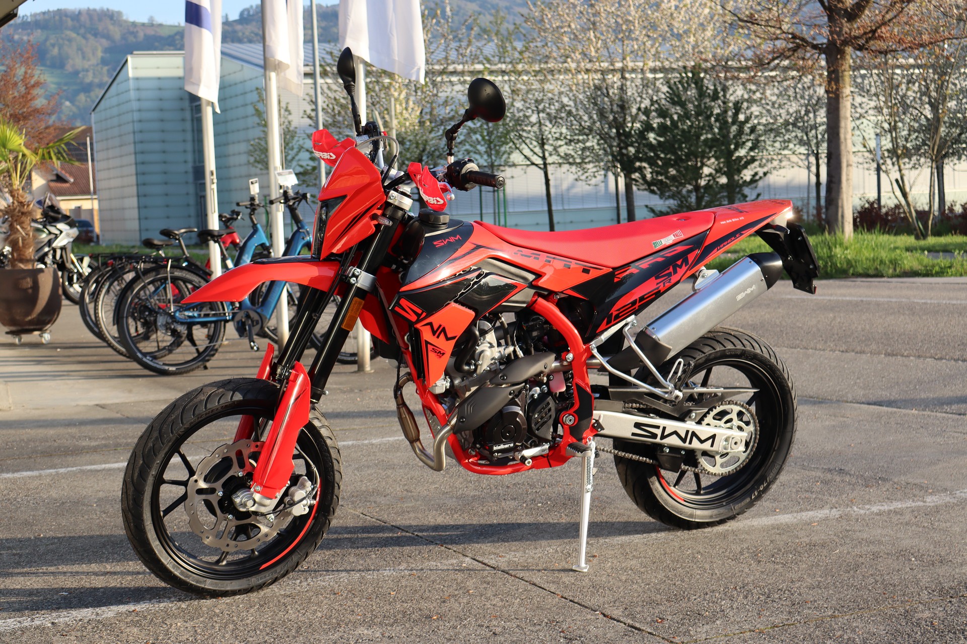 SWM SM125R ABS-image-4