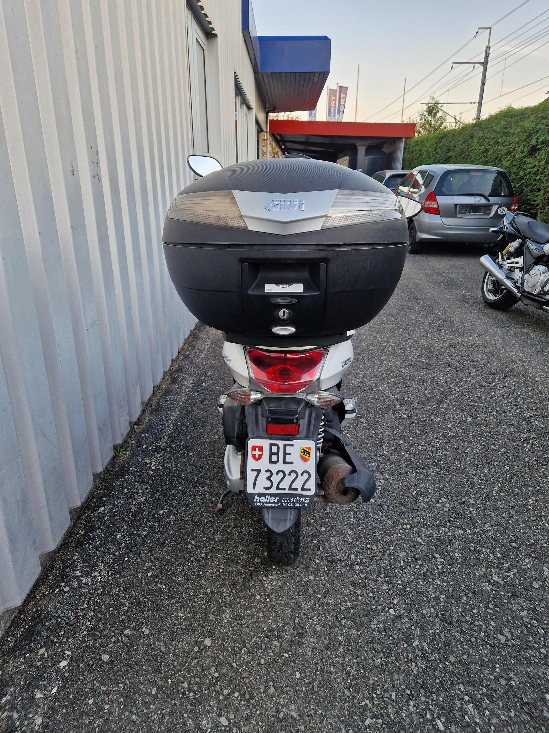 HONDA PCX 125 i Kundenauftrag-image-4