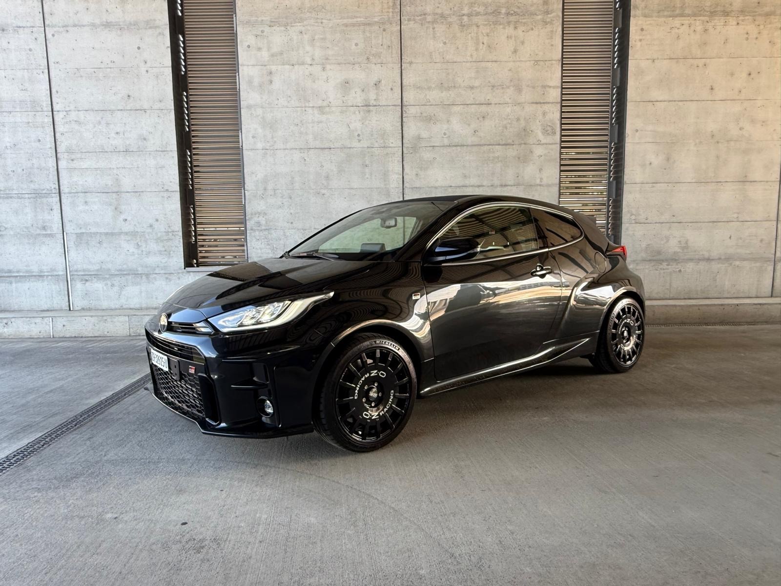 TOYOTA Yaris 1.6 GR Sport