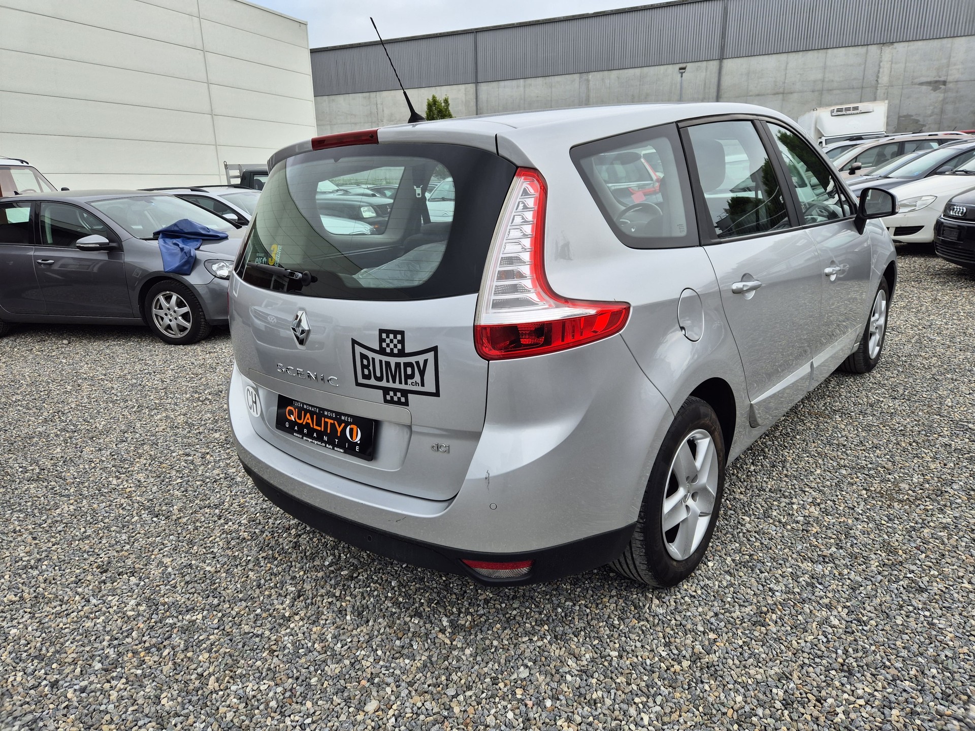 RENAULT Grand Scénic 1.5 dCi Bose EDC-image-2