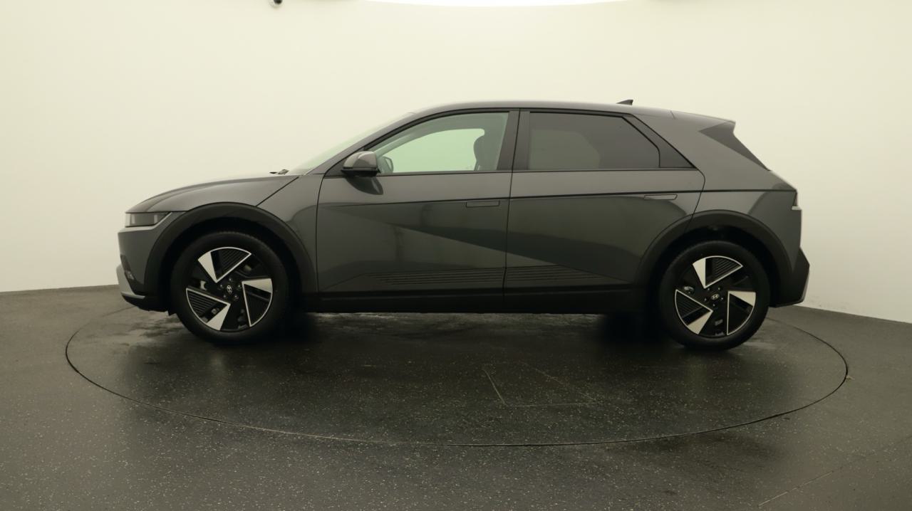 HYUNDAI Ioniq 5 Limited 84kWh-showroom-element-1