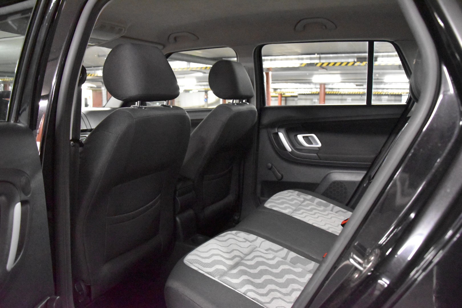 SKODA Fabia 1.2 Entry-image-19
