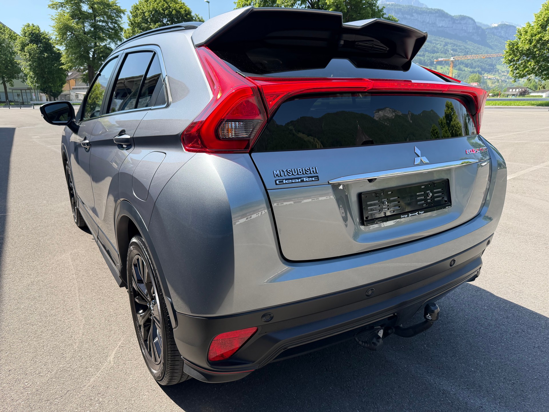 MITSUBISHI Eclipse Cross 1.5 T-Mivec Style Black 4WD CVT-showroom-element-3