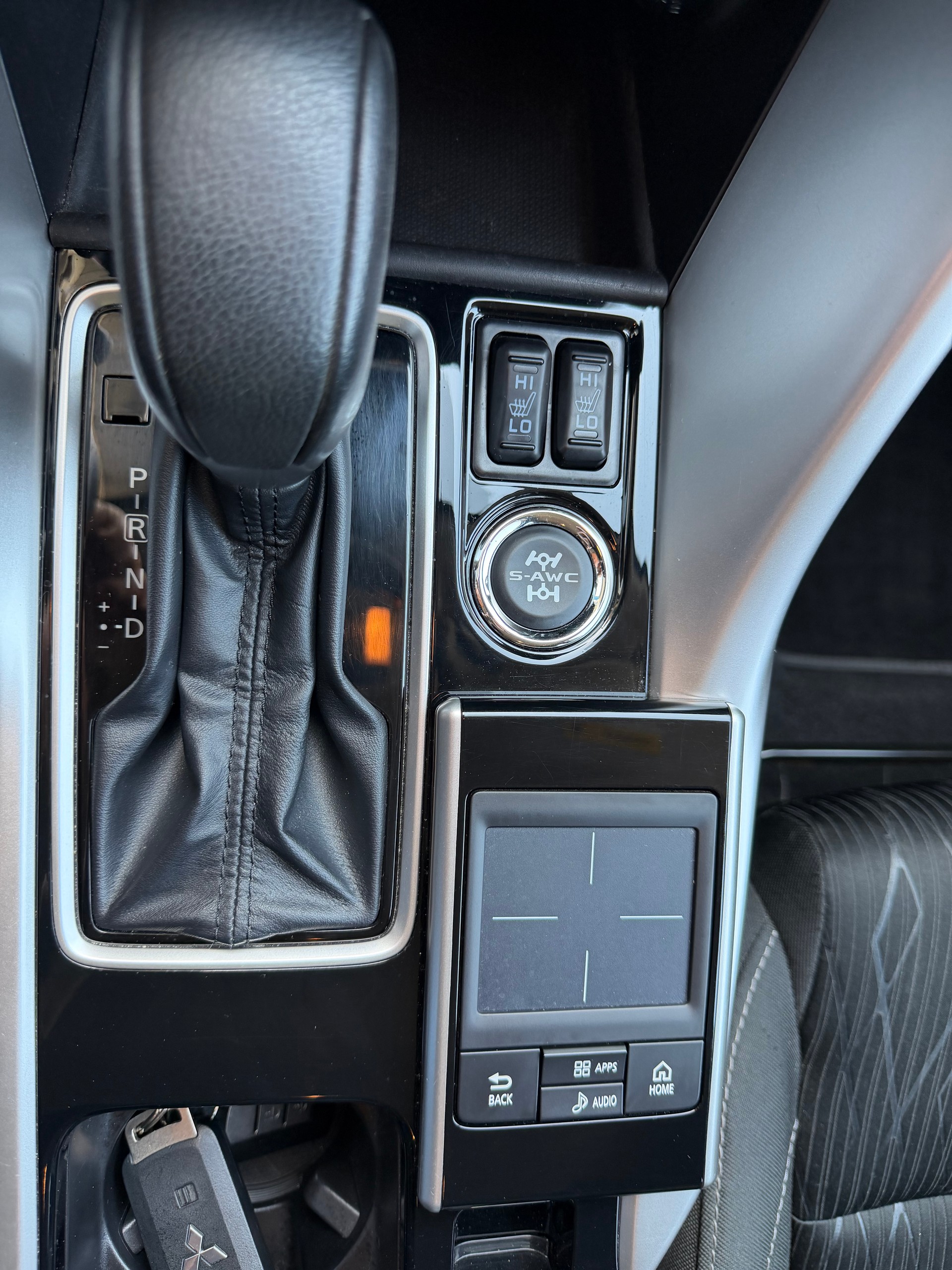 MITSUBISHI Eclipse Cross 1.5 T-Mivec Style Black 4WD CVT-image-12