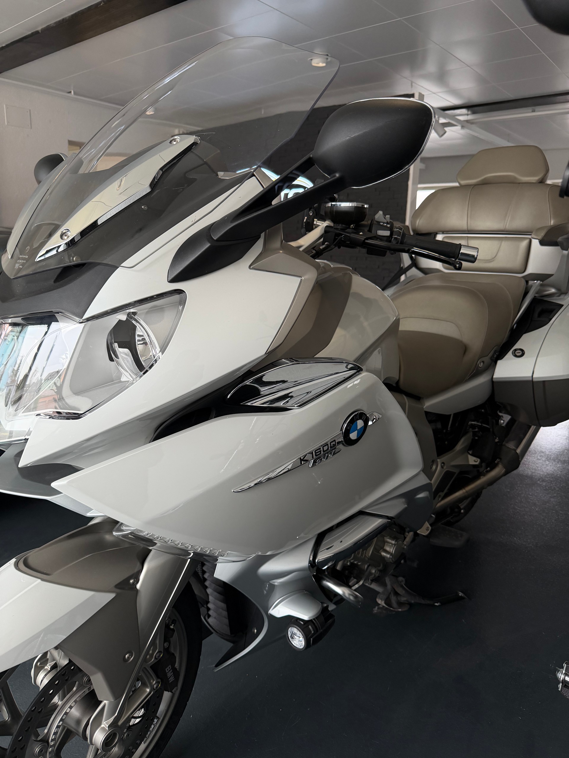 BMW K 1600 GTL Exclusive-image-1