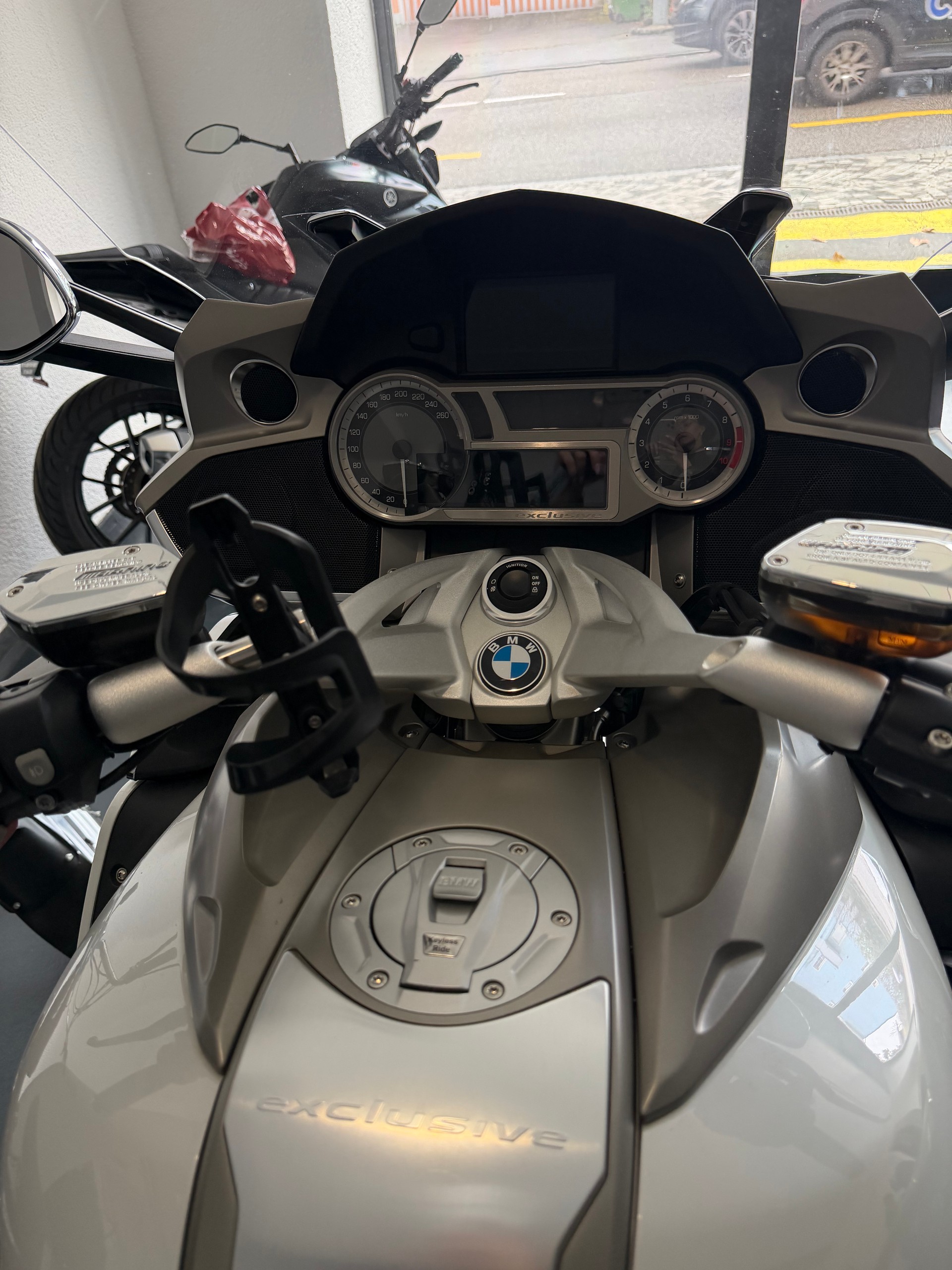 BMW K 1600 GTL Exclusive-image-5