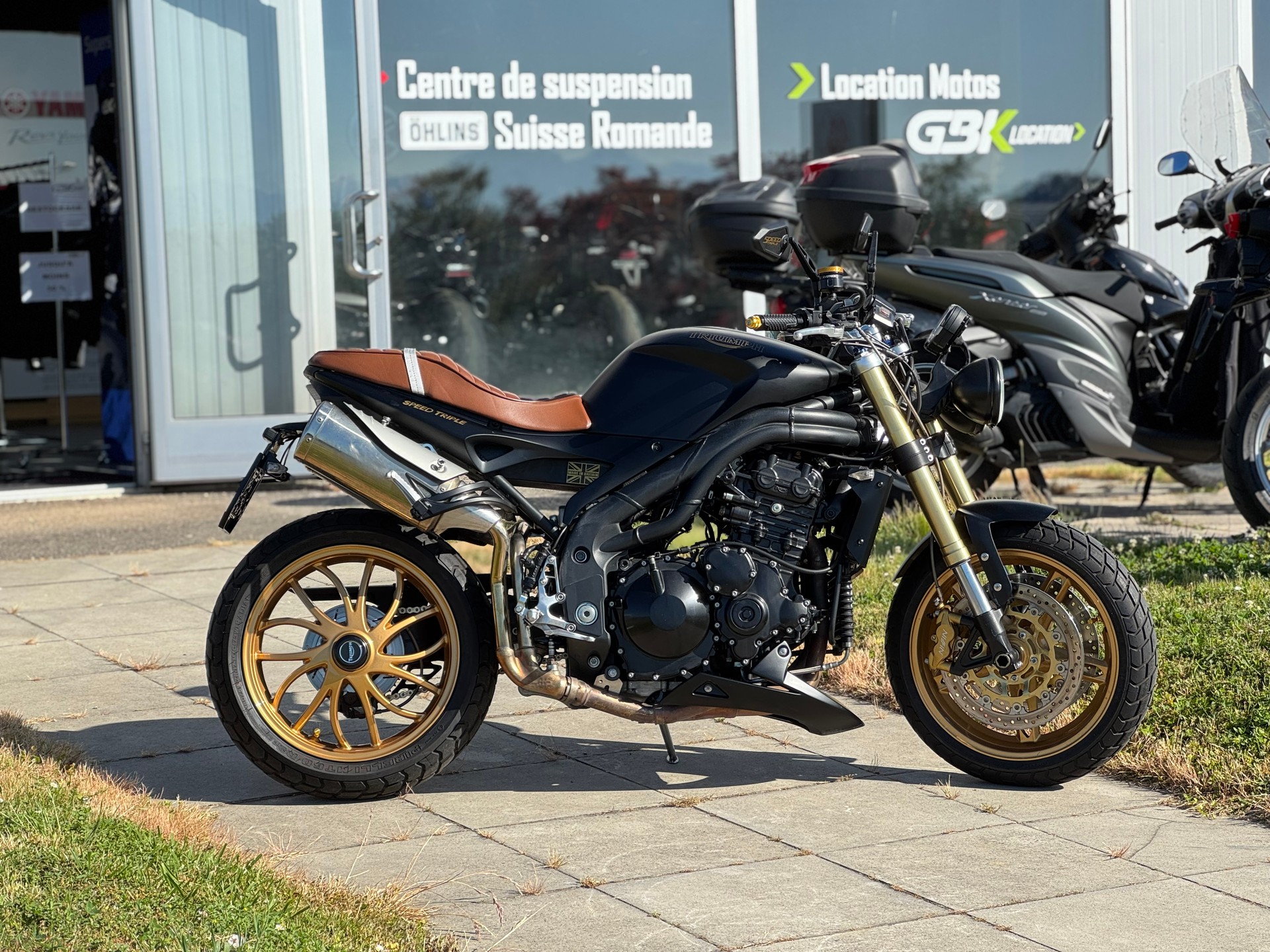 TRIUMPH Speed Triple-image-1