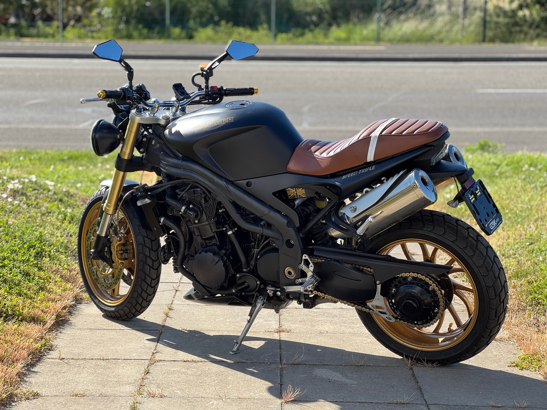 TRIUMPH Speed Triple-image-3