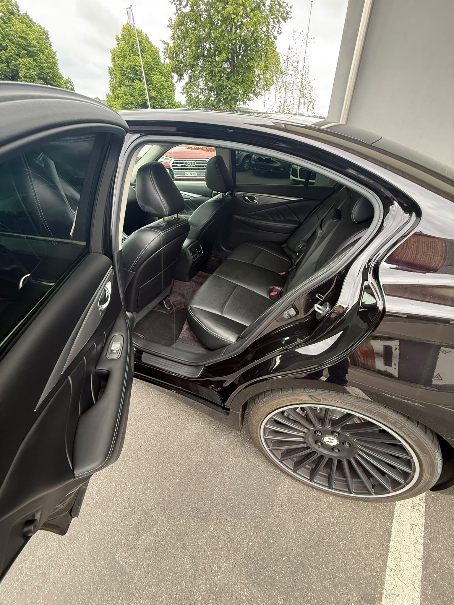 INFINITI Q50S 35h AWD Sport Tech Automatic-image-8
