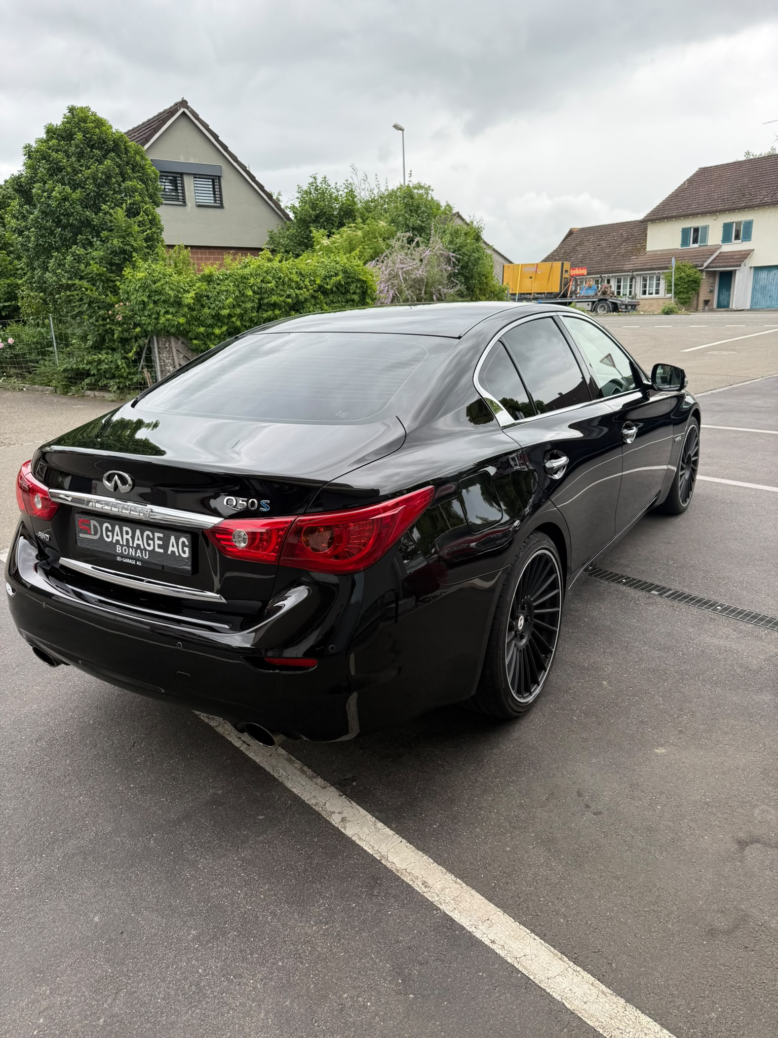 INFINITI Q50S 35h AWD Sport Tech Automatic-image-4