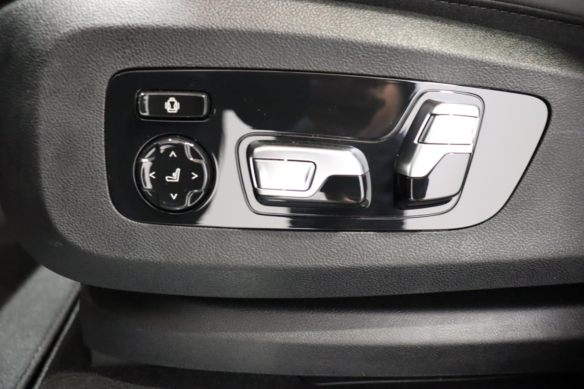 BMW X5 50e xDrive SAG-showroom-element-2