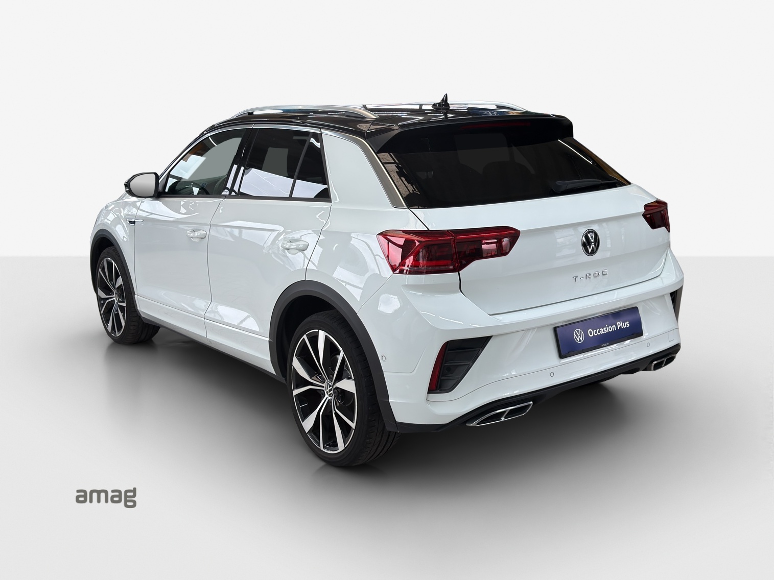 VW T-Roc 2.0 TSI R-Line DSG 4Motion-image-2
