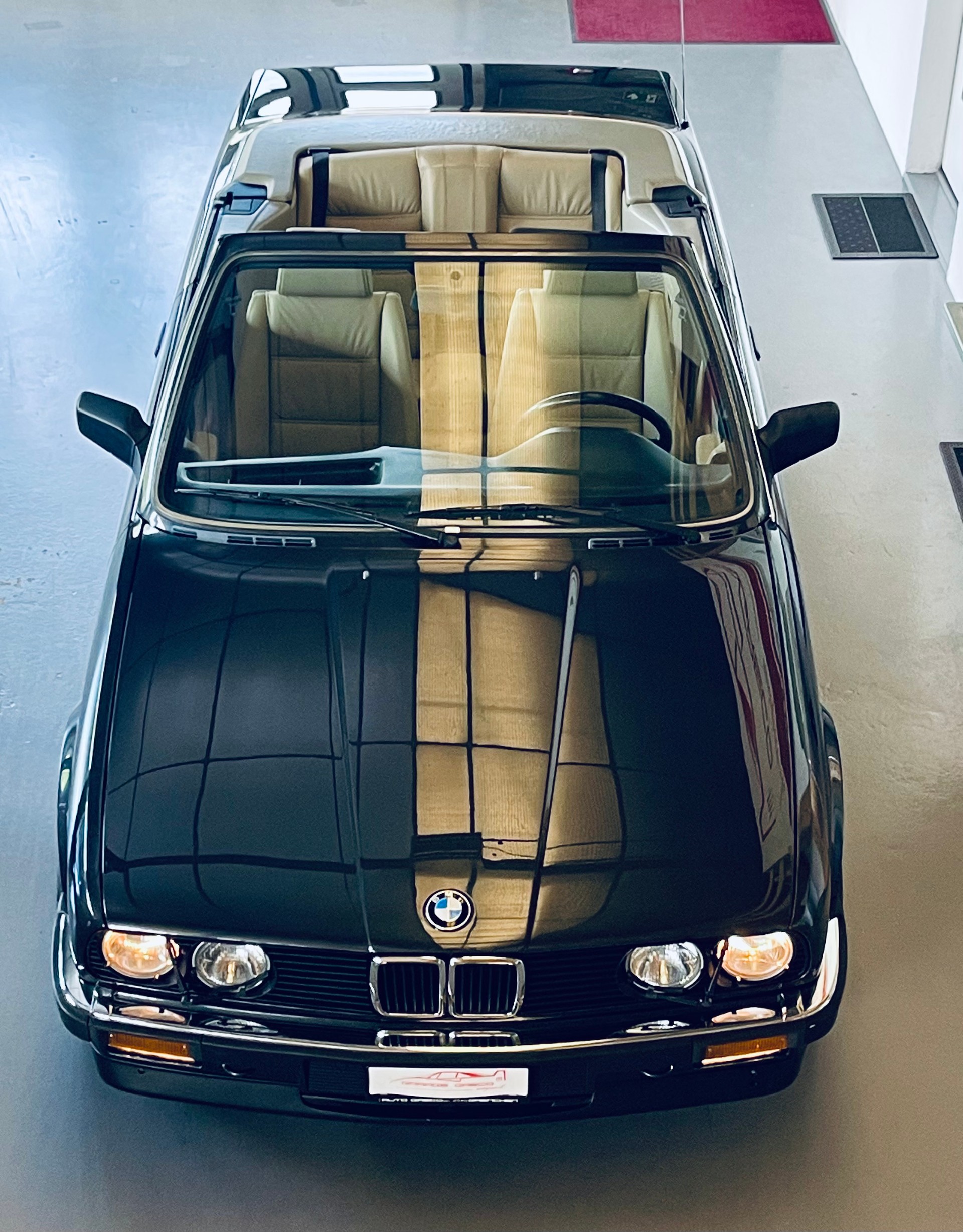 BMW 325i Cabrio "VETERAN"-image-7