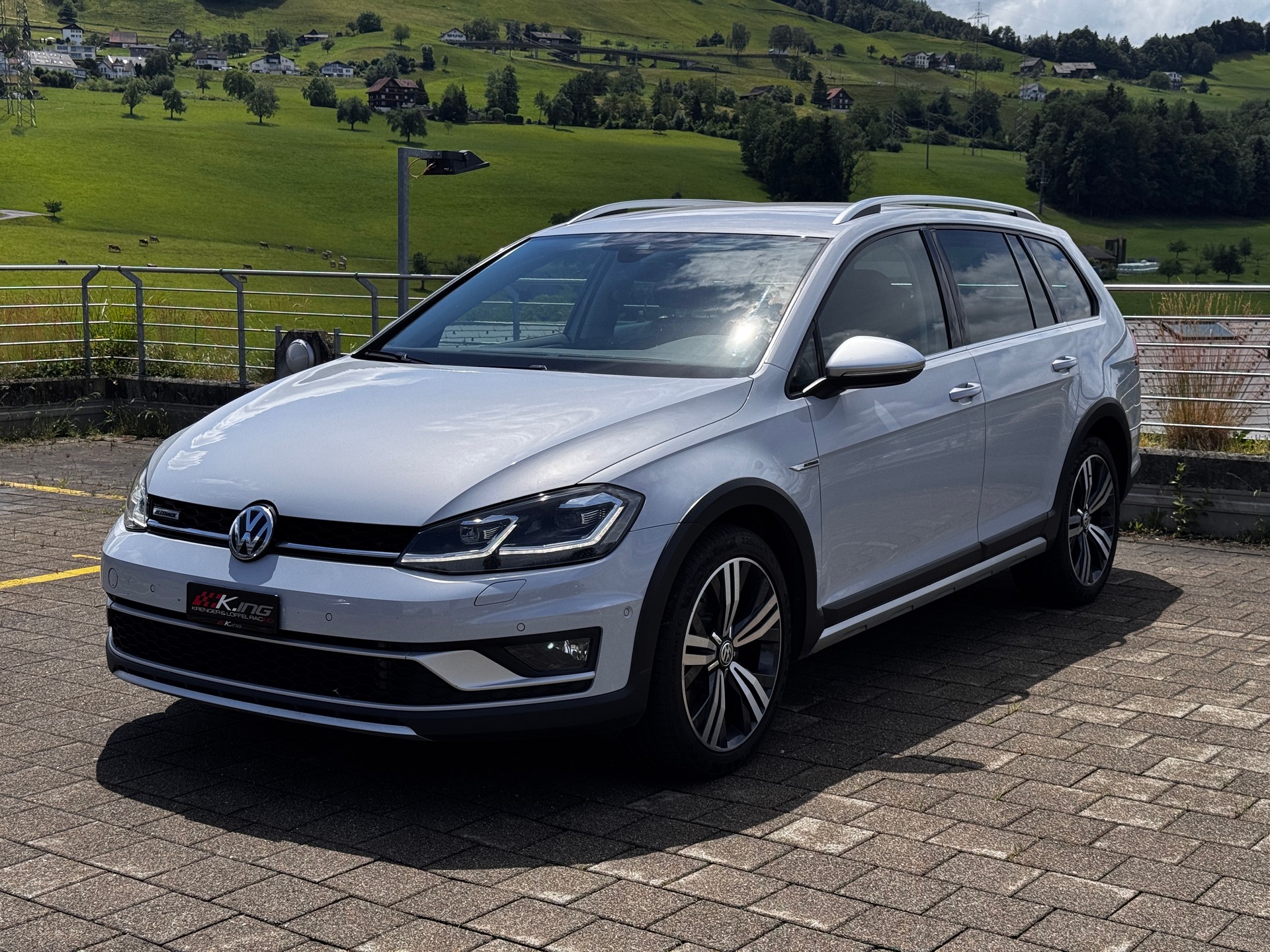 VW Golf 2.0 TDI Alltrack 4Motion DSG-showroom-element-1