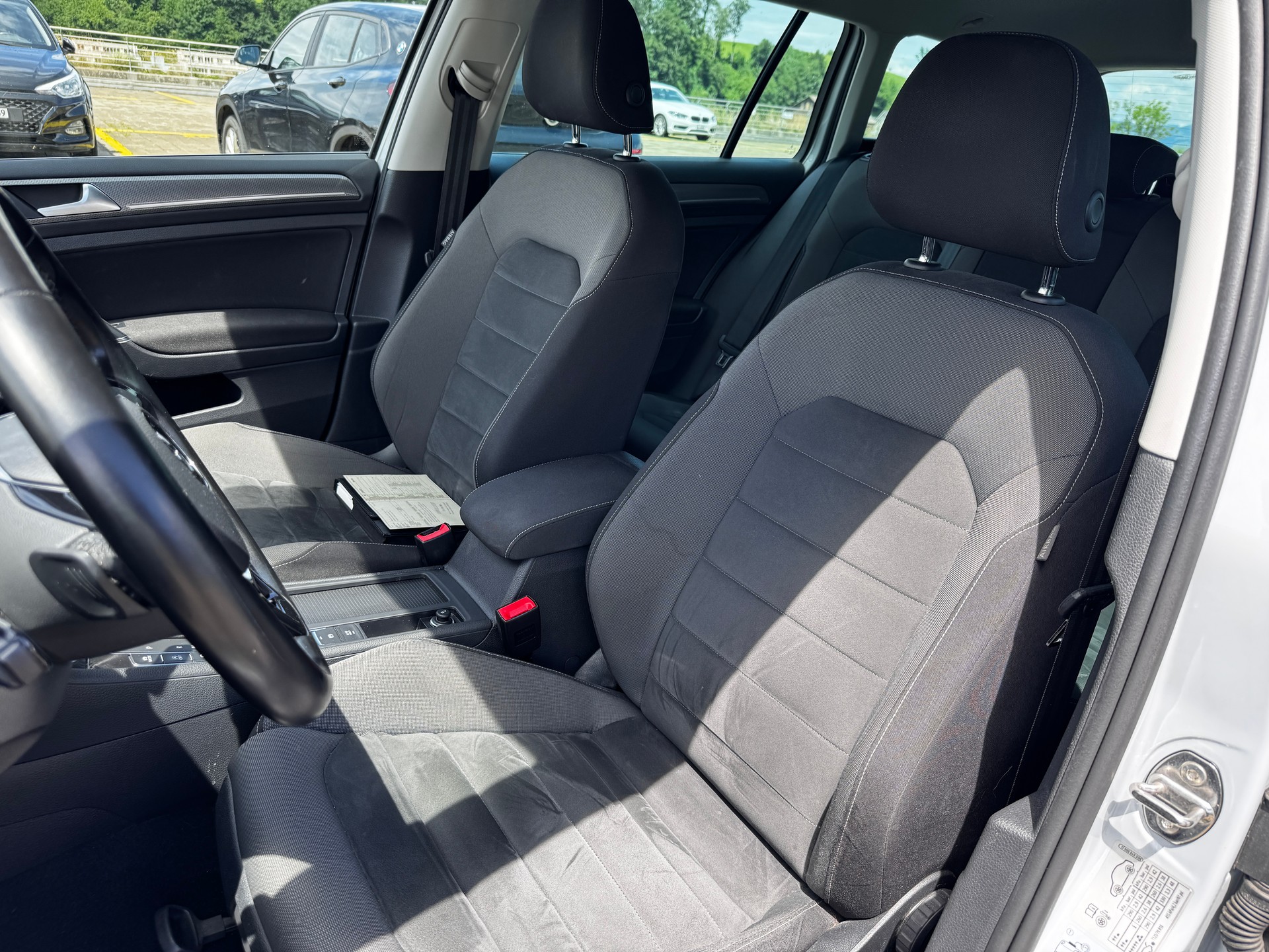 VW Golf 2.0 TDI Alltrack 4Motion DSG-image-10