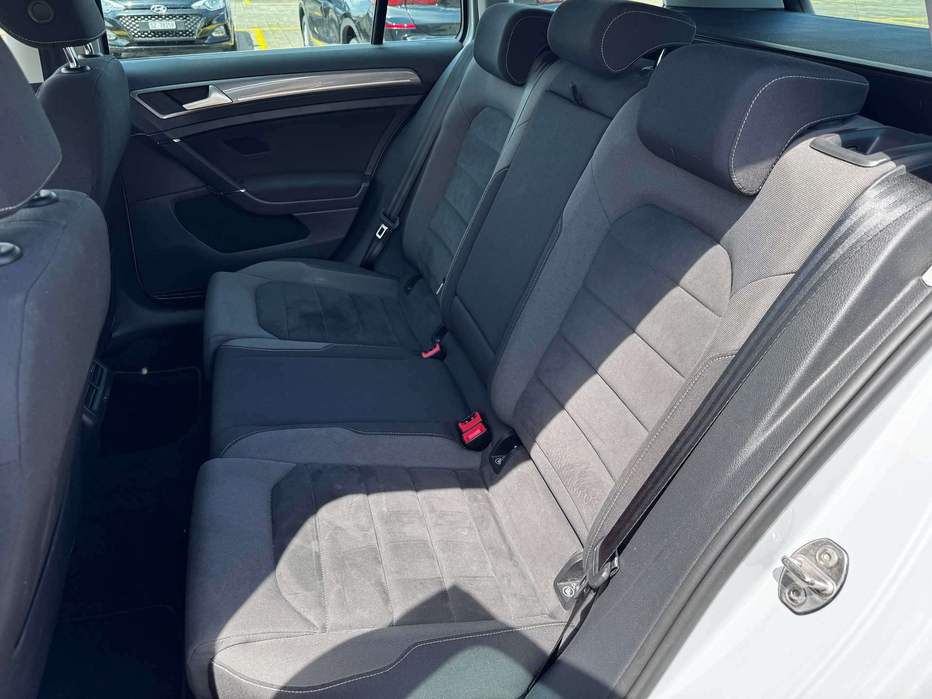 VW Golf 2.0 TDI Alltrack 4Motion DSG-image-8