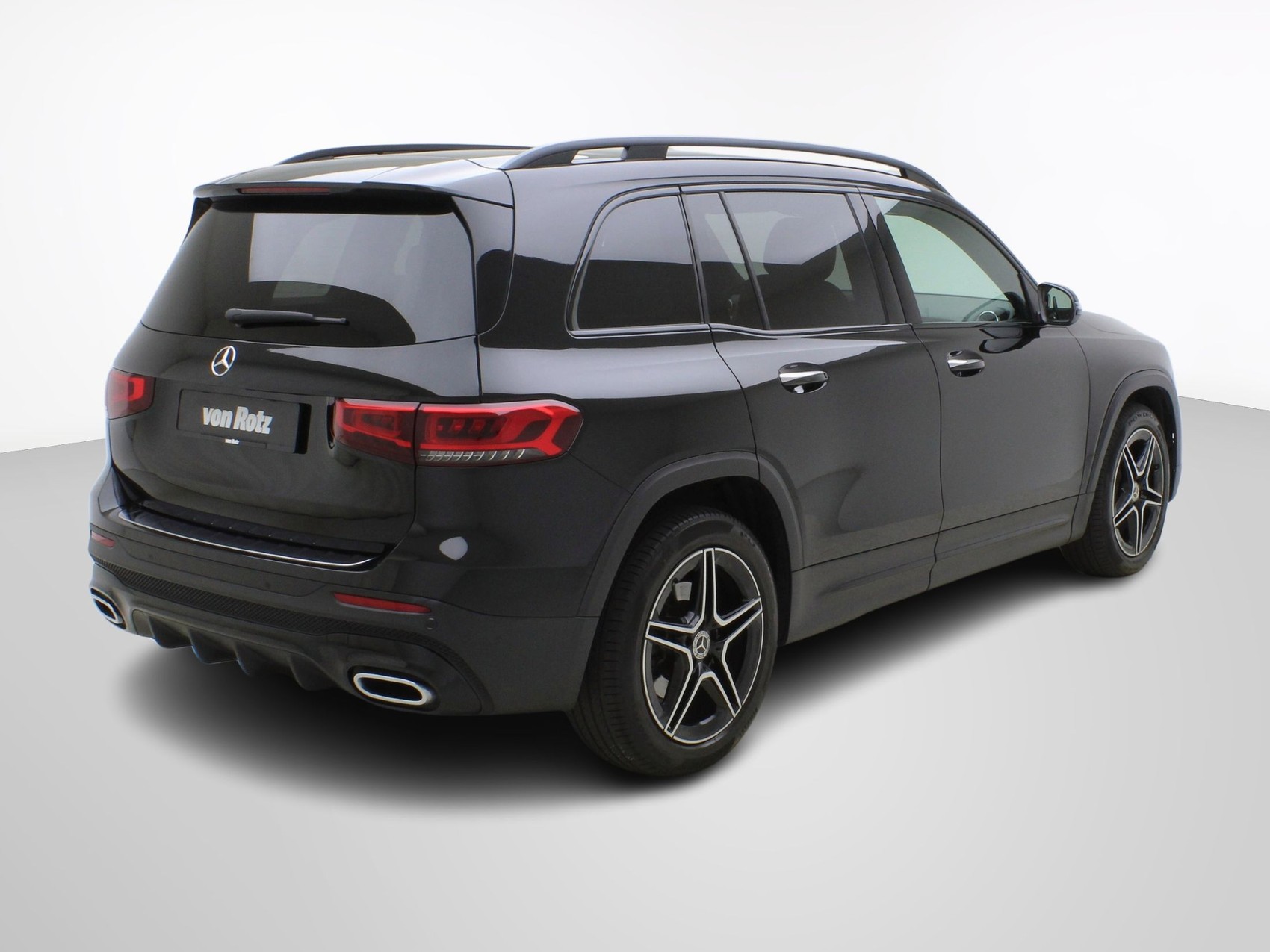 MERCEDES-BENZ GLB-Klasse GLB 250 AMG Line 4matic-image-4