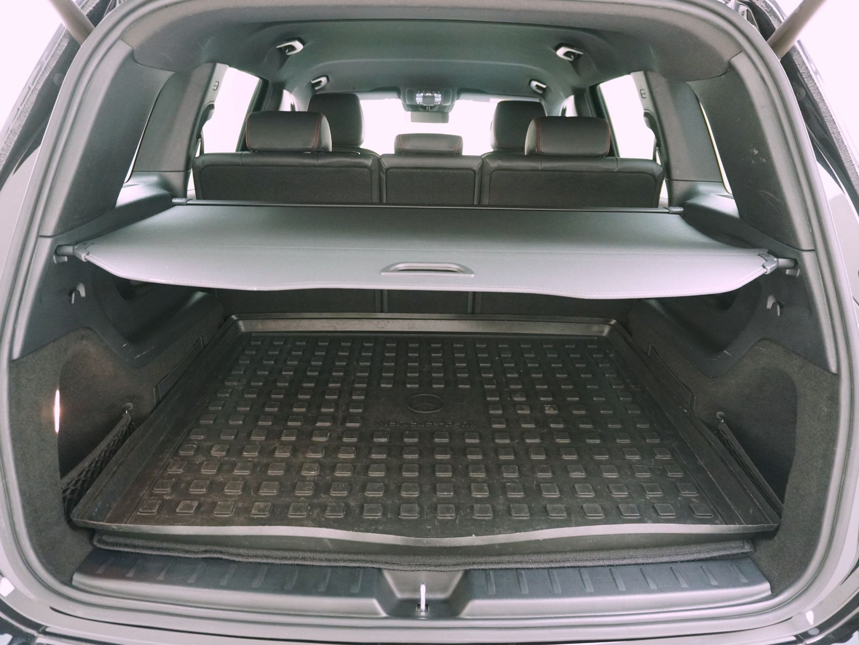 MERCEDES-BENZ GLB-Klasse GLB 250 AMG Line 4matic-image-12