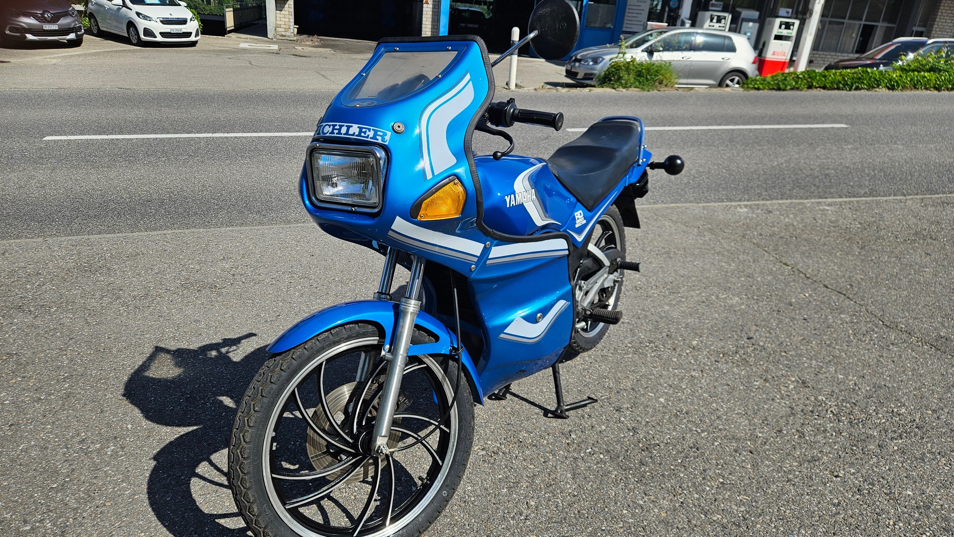YAMAHA RD 125 LC-image-2