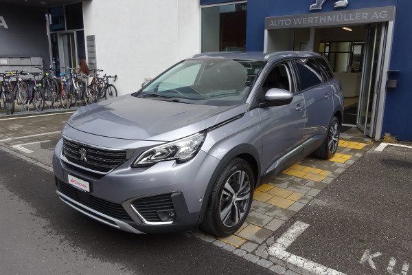 PEUGEOT 5008 1.6 THP Allure-image-11