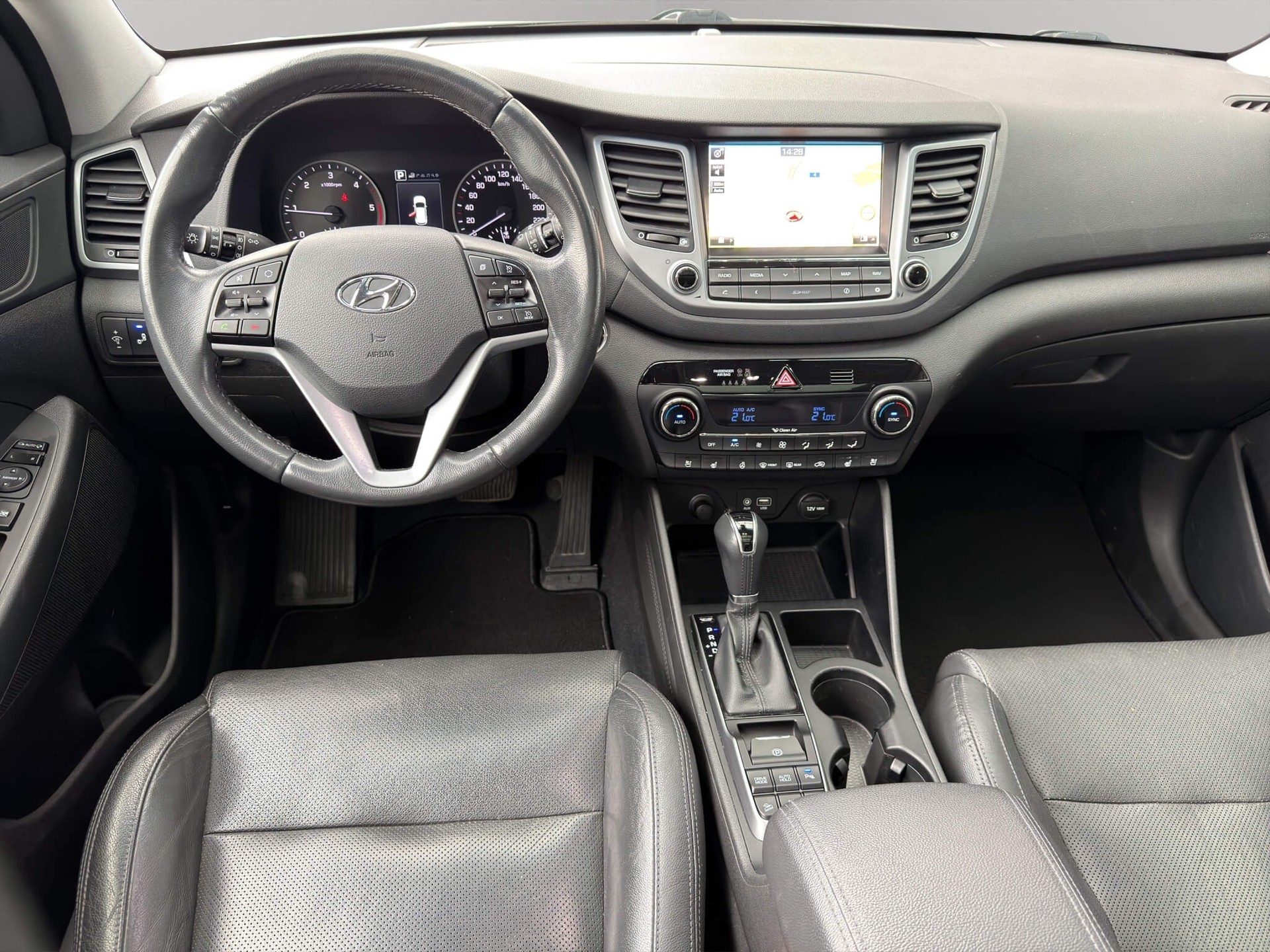 HYUNDAI Tucson 2.0 CRDi 185 Vertex 4WD-image-9