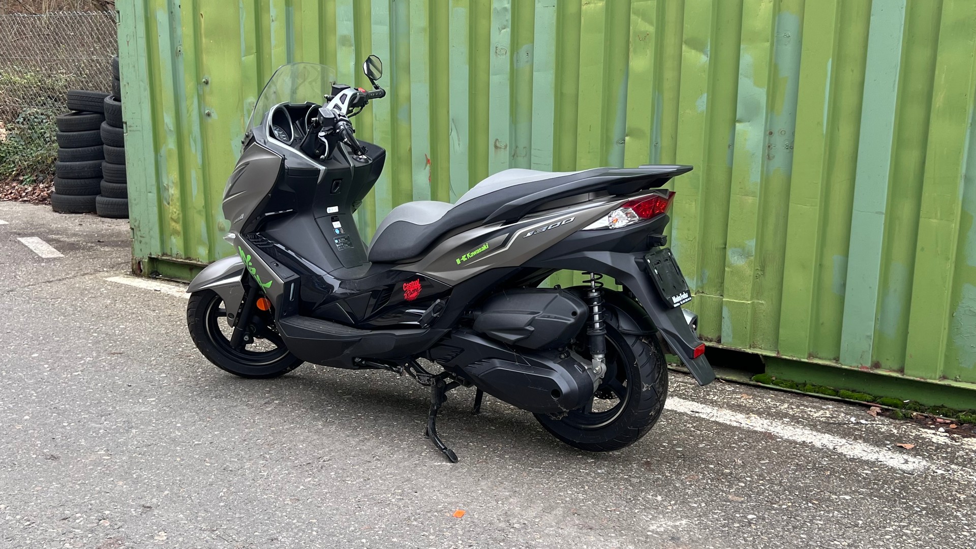 KAWASAKI J 300 ABS-image-3