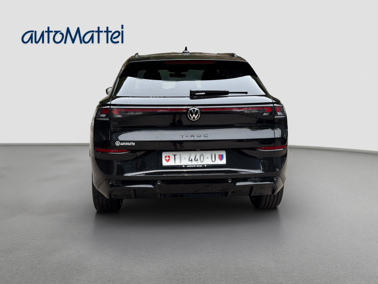 VW T-Roc 1.5 eTSI mHEV R-Line DSG-showroom-element-2