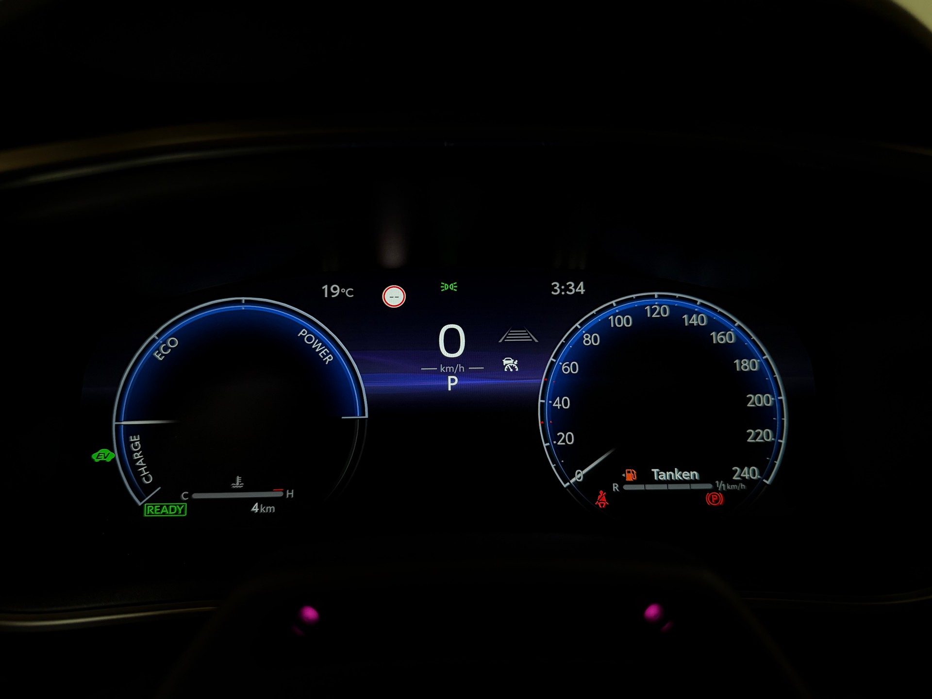 TOYOTA Corolla Touring Sports 2.0 HSD Trend e-CVT-image-19