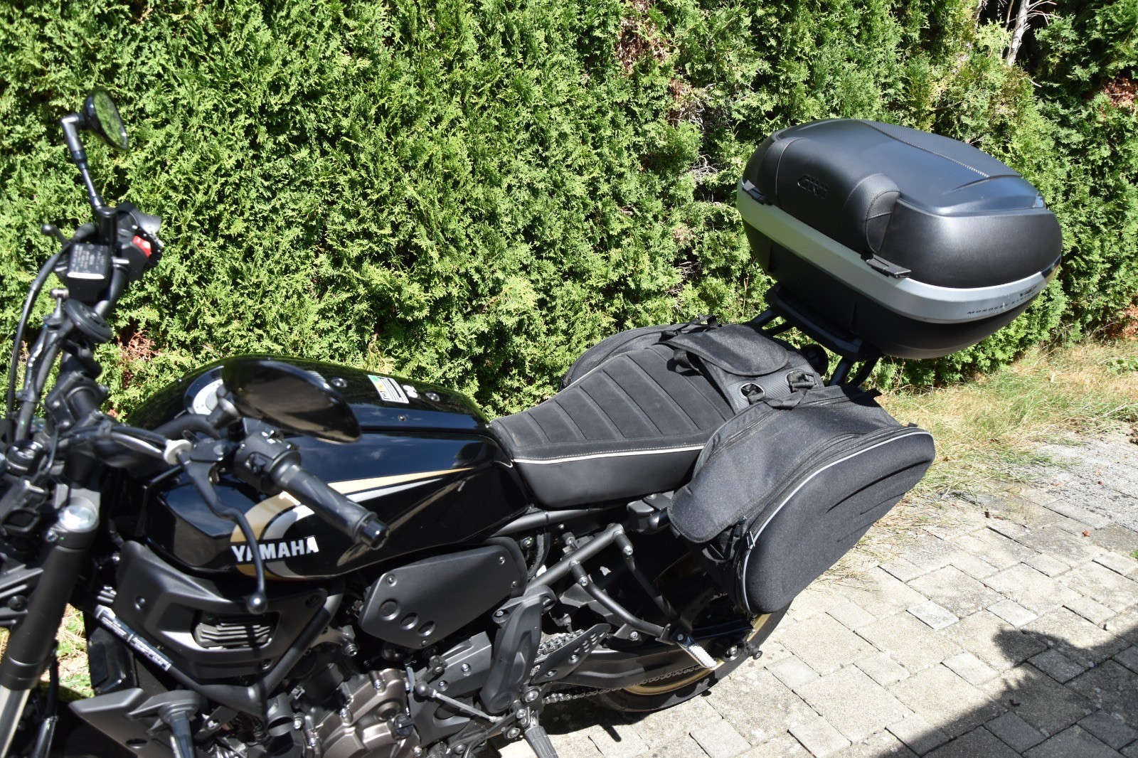 YAMAHA XSR 700-image-3