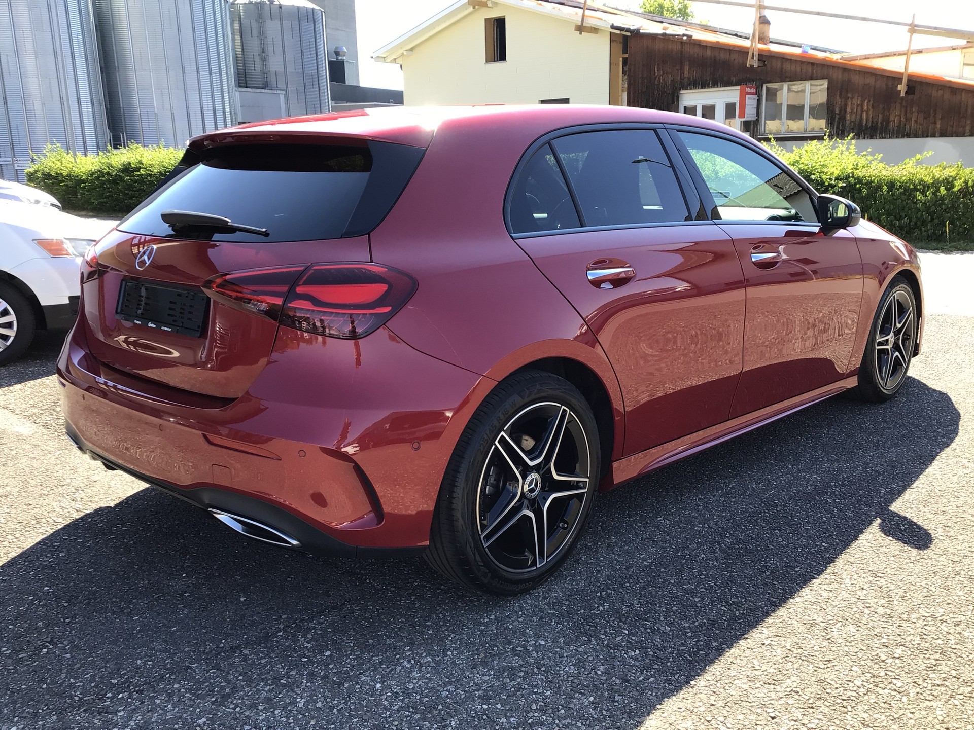 MERCEDES-BENZ A 180 7G-DCT-image-4