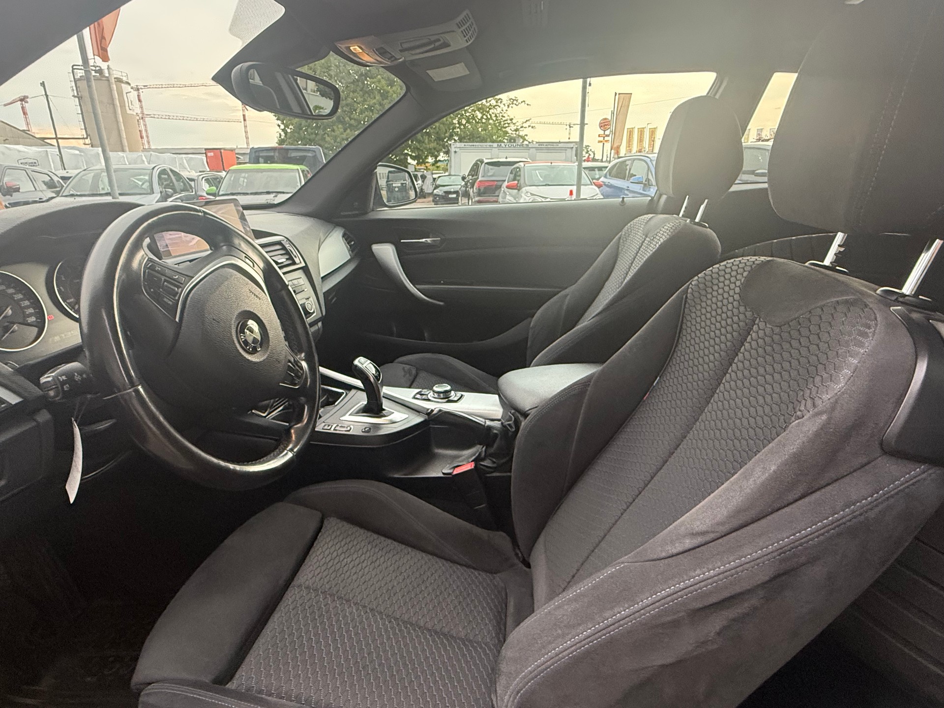 BMW M135i xDrive Steptronic-image-11