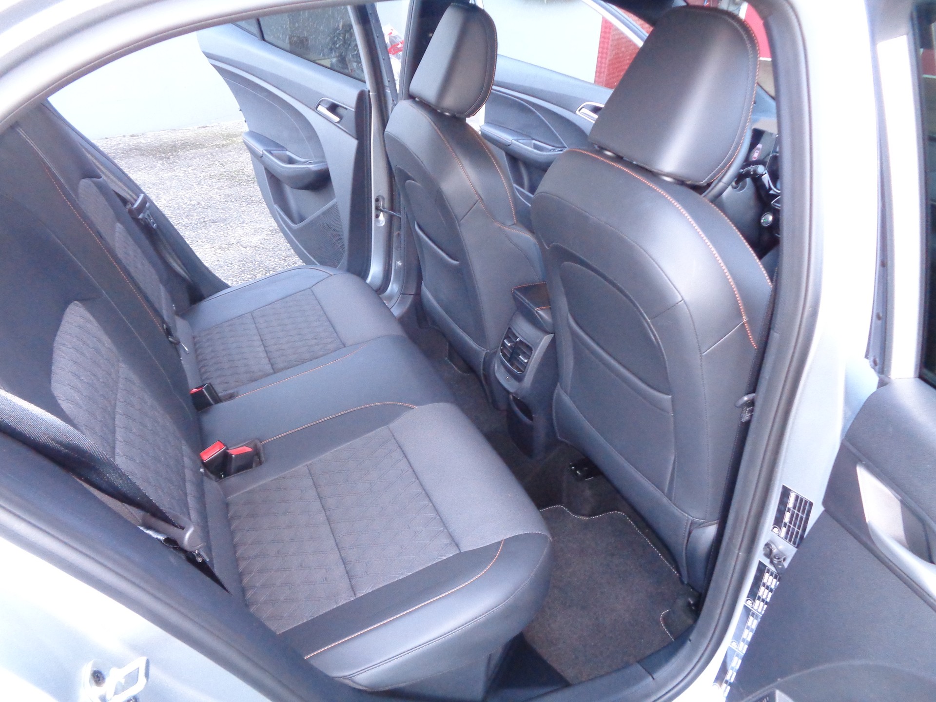 MG 3 1.5 Hybrid Luxury Aut.-image-9