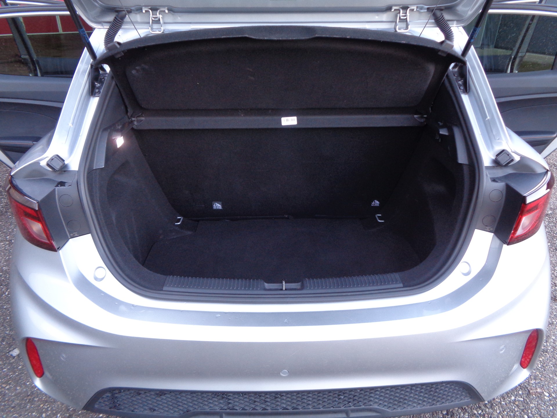 MG 3 1.5 Hybrid Luxury Aut.-image-18