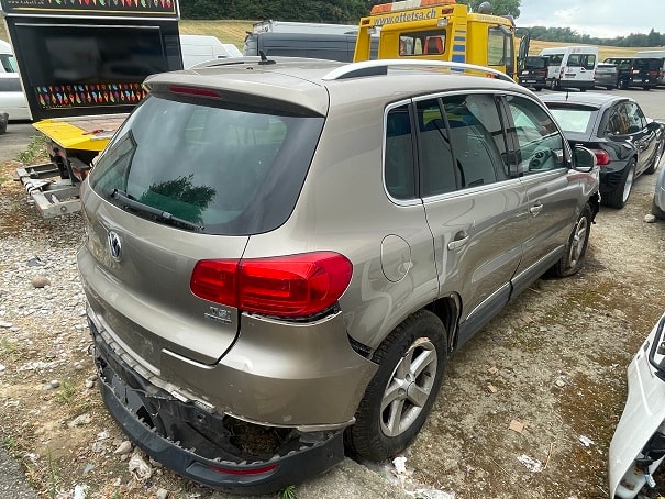 VW Tiguan 1.4 TSI Track&Style 4Motion-image-2