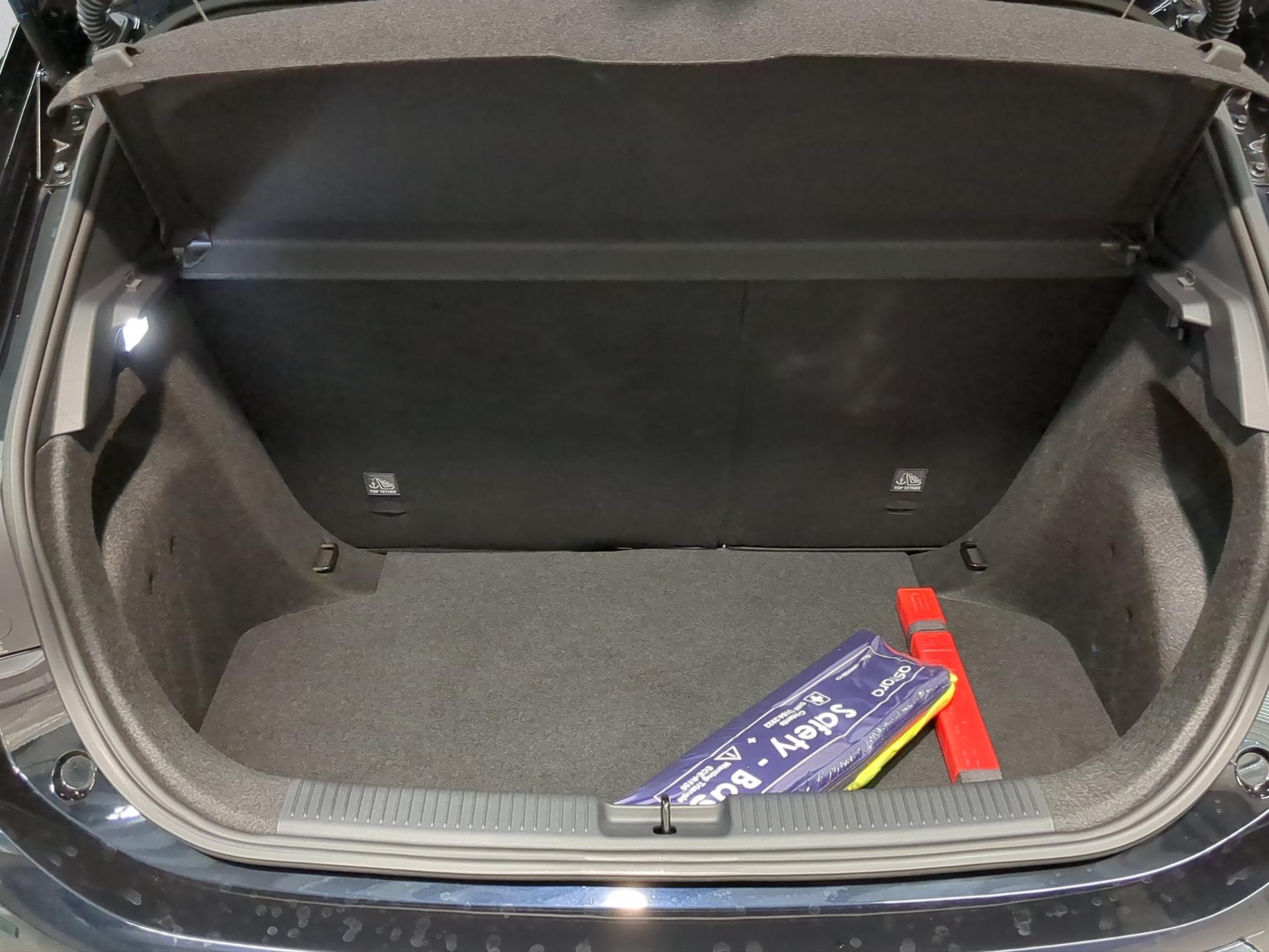 MG 3 1.5 Hybrid Luxury Aut.-image-14
