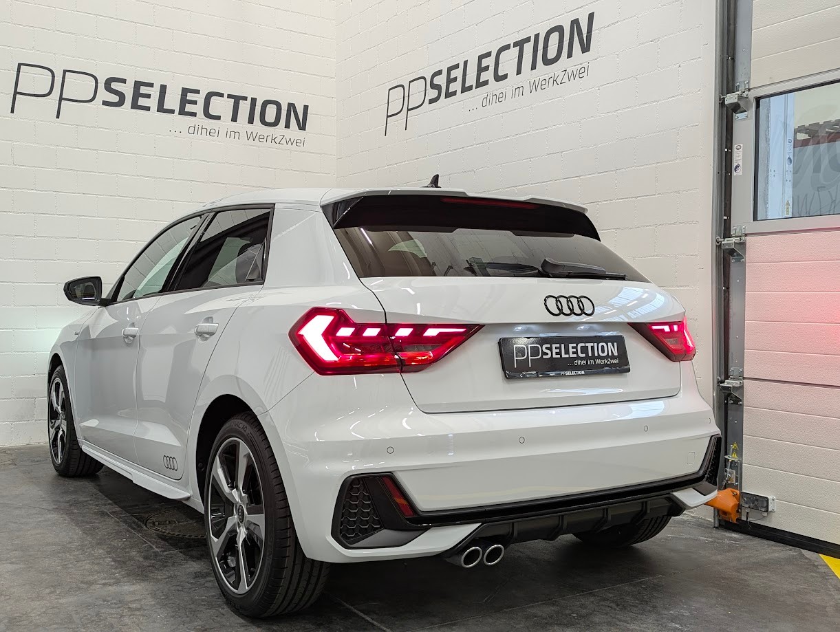 AUDI A1 Sportback 2.0 40 TFSI S Line S-Tronic*5J GAR S-LINE KOMPLETT ALL-BLACK VOLL-LED DÄMPFER ACC KEY*-image-31