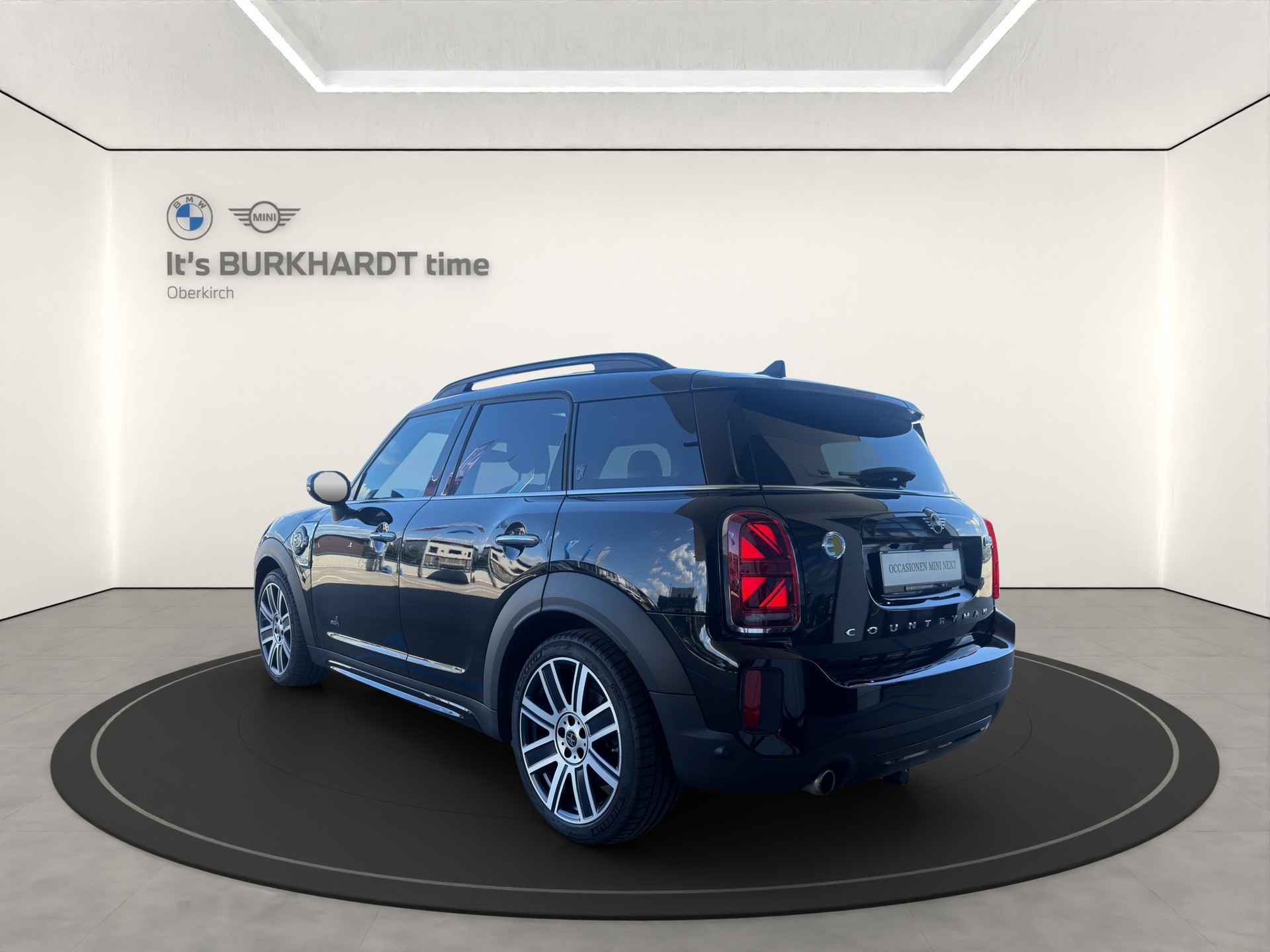 MINI Countryman CooperSE ALL4-showroom-element-2