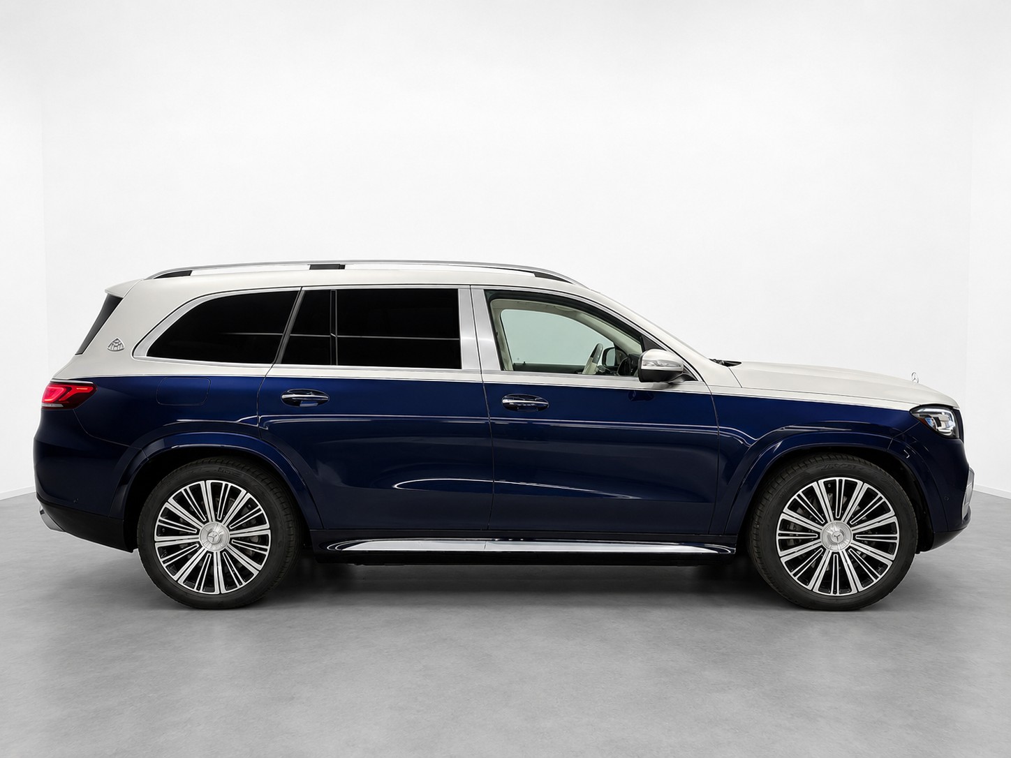 MERCEDES-BENZ MERCEDES-BENZ GLS Maybach 600 | First Class • MwSt-showroom-element-3