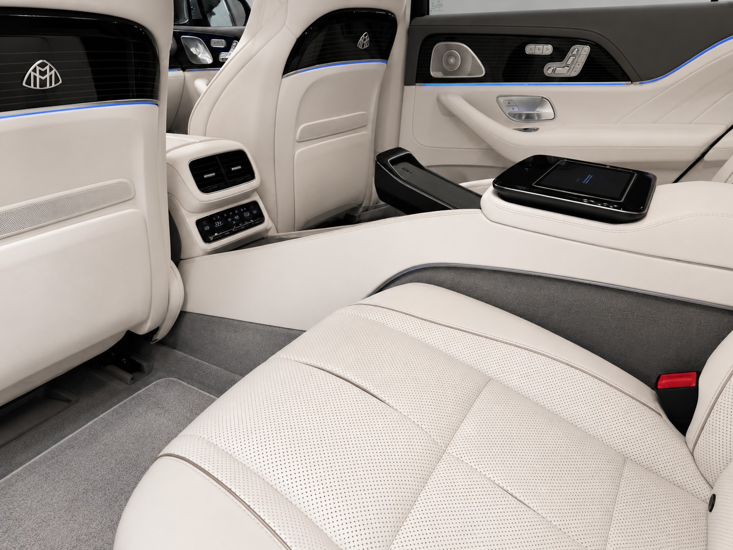 MERCEDES-BENZ MERCEDES-BENZ GLS Maybach 600 | First Class • MwSt-image-14