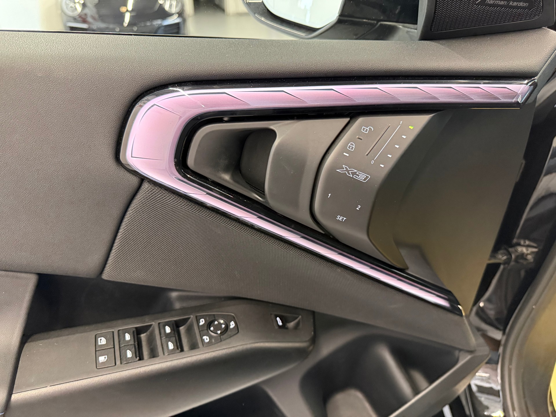 BMW X3 xDrive 30e M Sport Pro-image-23