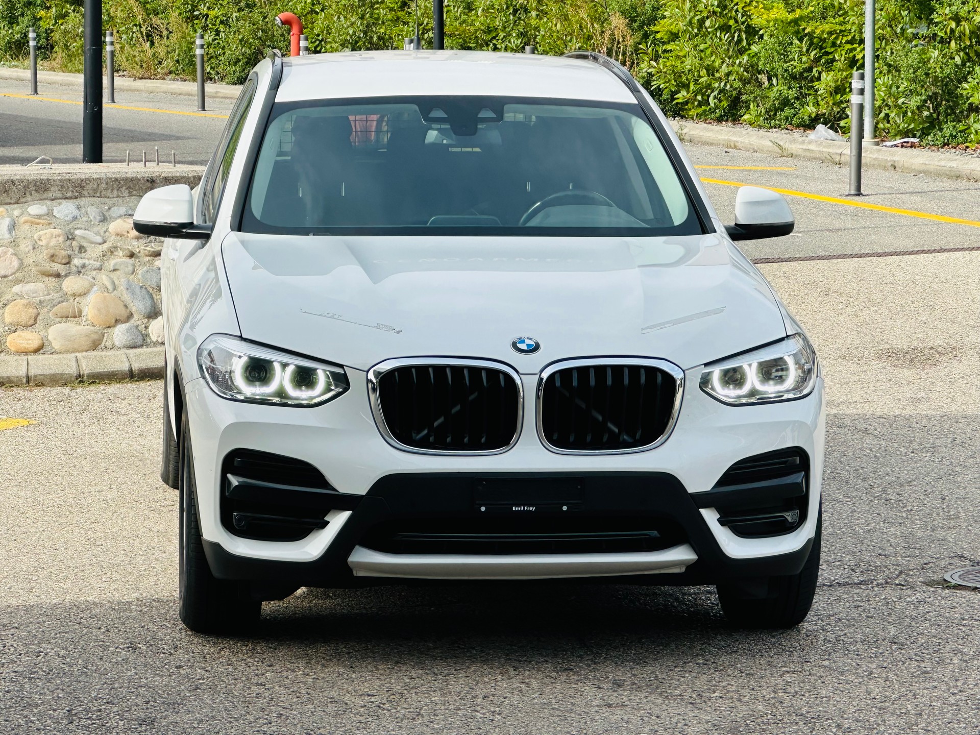 BMW X3 xDrive 30i Individual Steptronic-showroom-element-2