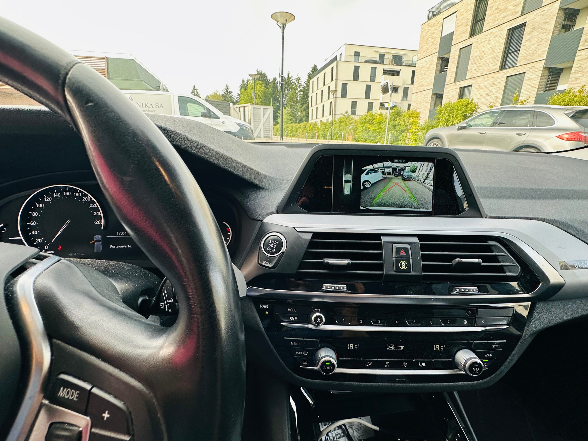 BMW X3 xDrive 30i Individual Steptronic-image-10
