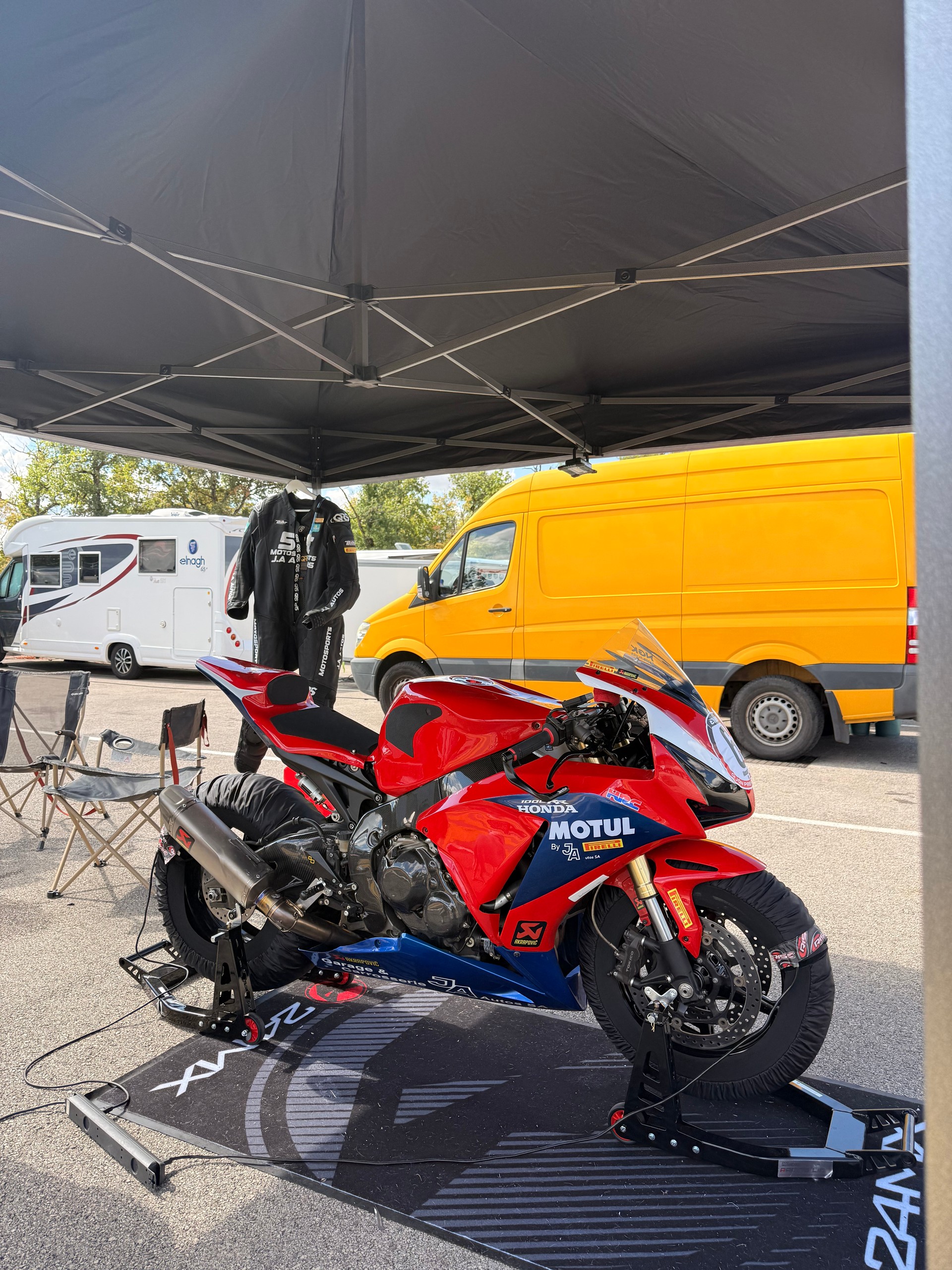 HONDA CBR 1000-image-0