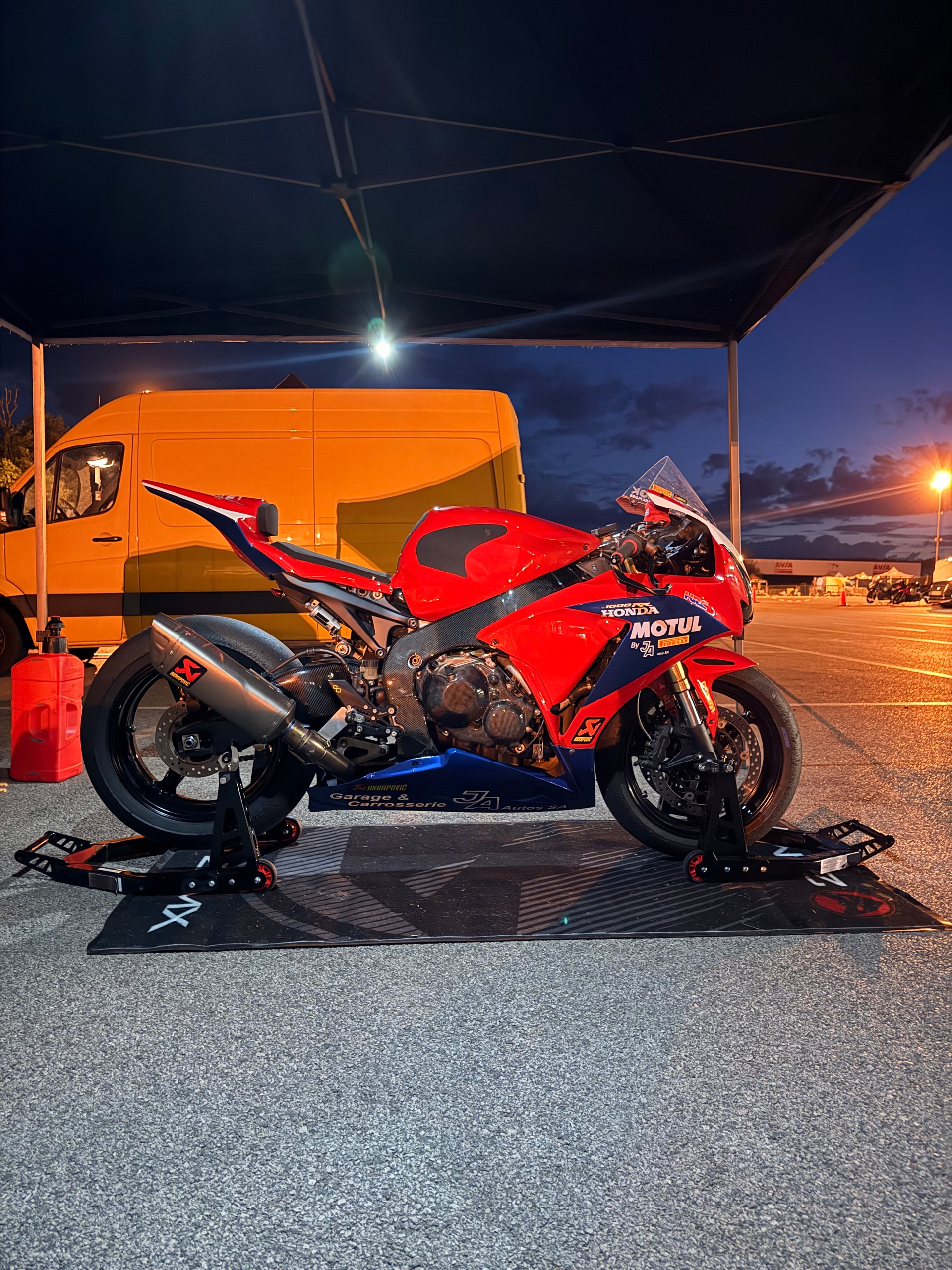 HONDA CBR 1000-image-6