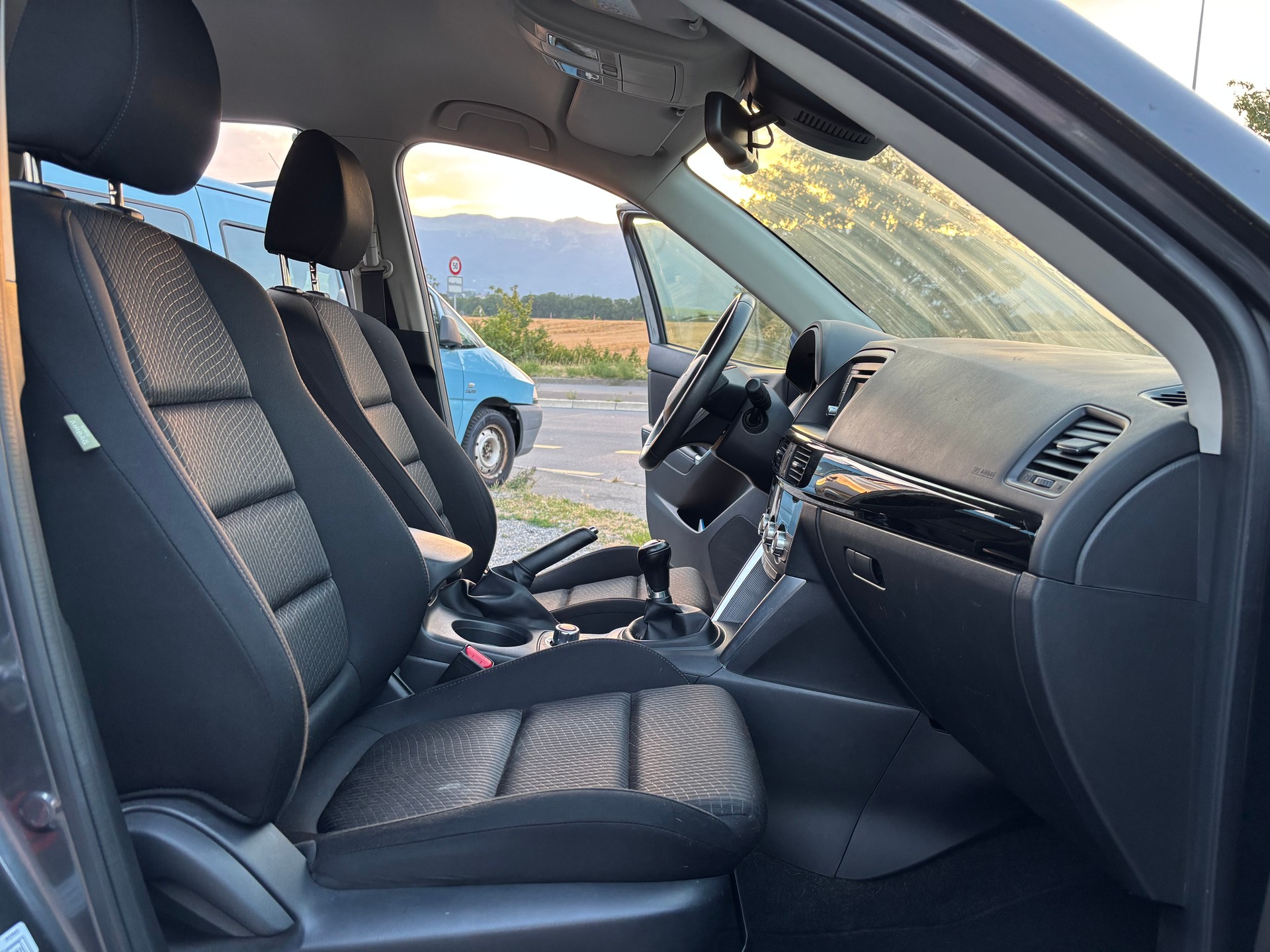 MAZDA CX-5 2.2 D Revolution AWD ***Problème injections***-image-12