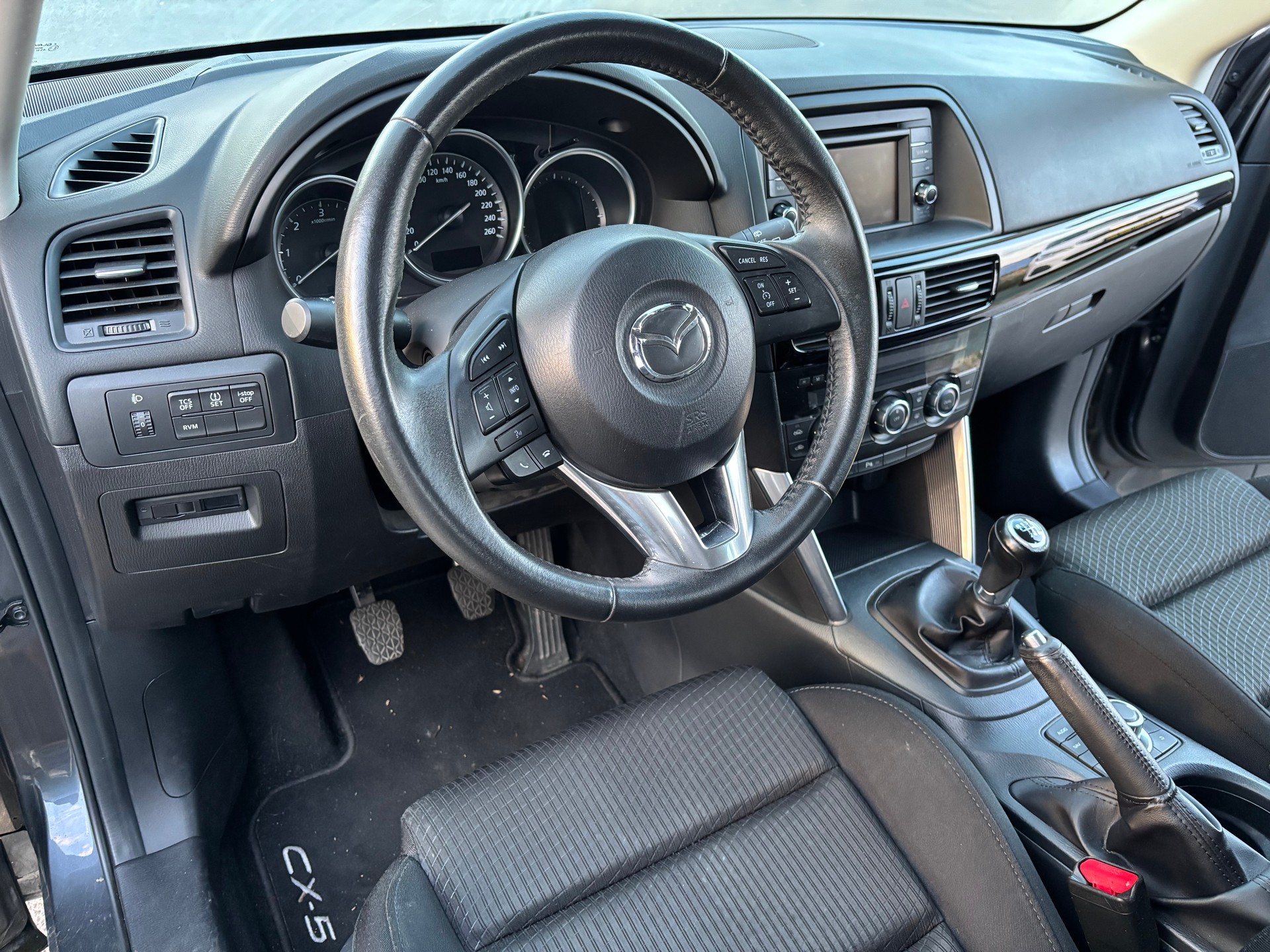 MAZDA CX-5 2.2 D Revolution AWD ***Problème injections***-image-9