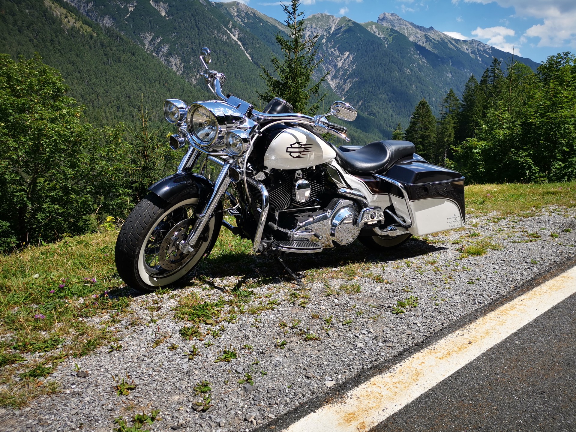 HARLEY-DAVIDSON FLHRCI Road King Classic-image-0