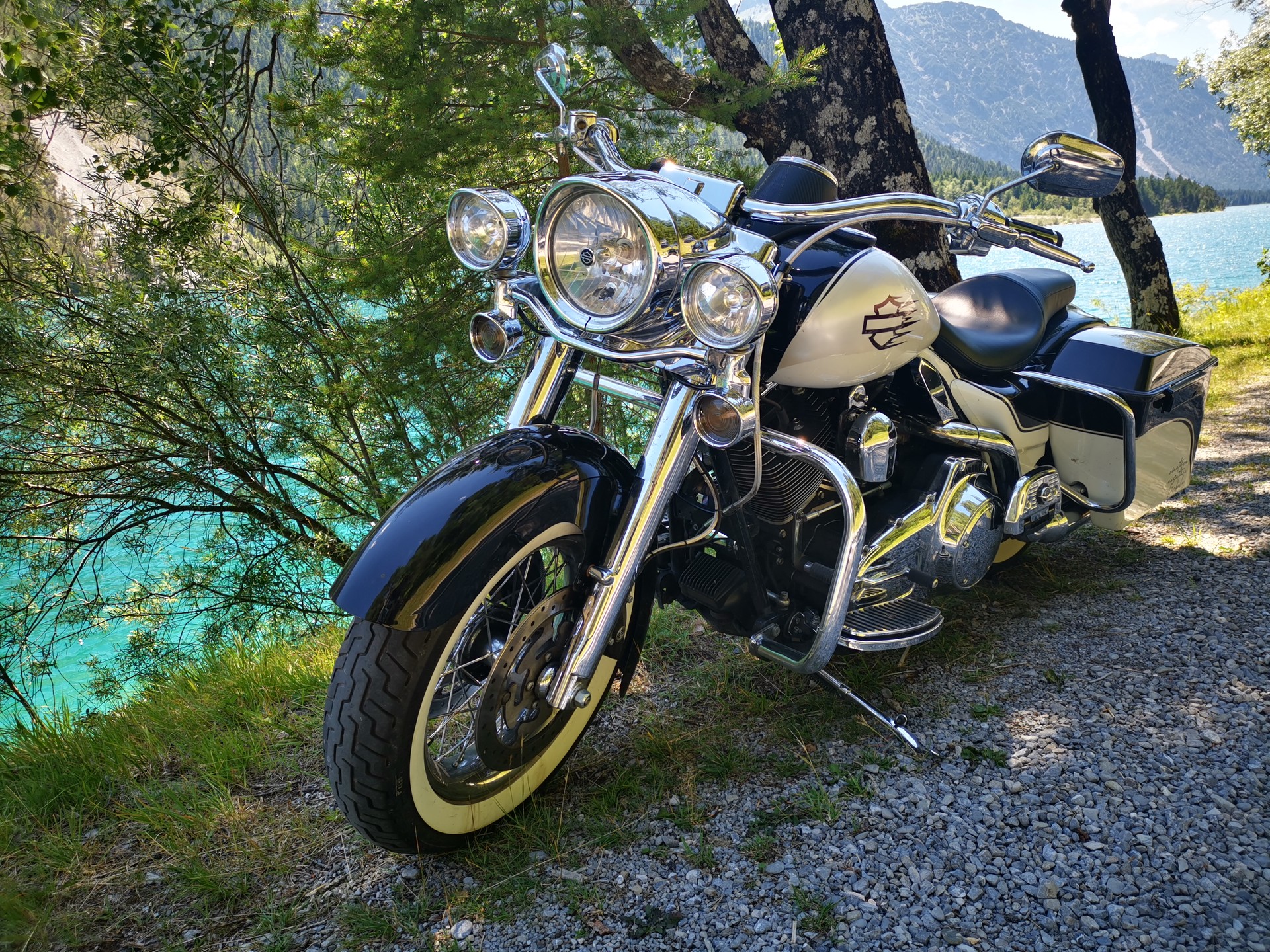 HARLEY-DAVIDSON FLHRCI Road King Classic-image-2