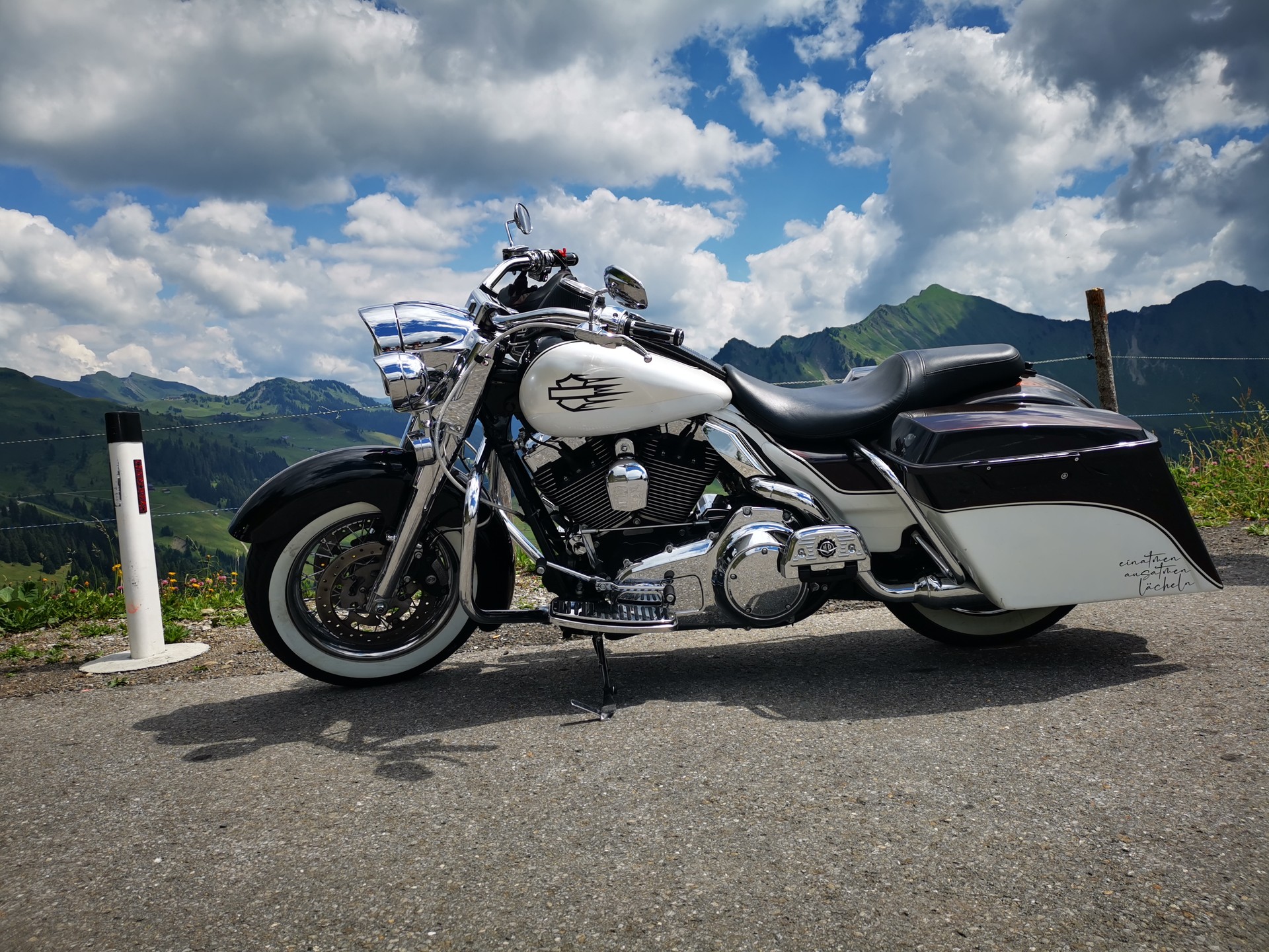 HARLEY-DAVIDSON FLHRCI Road King Classic-image-11