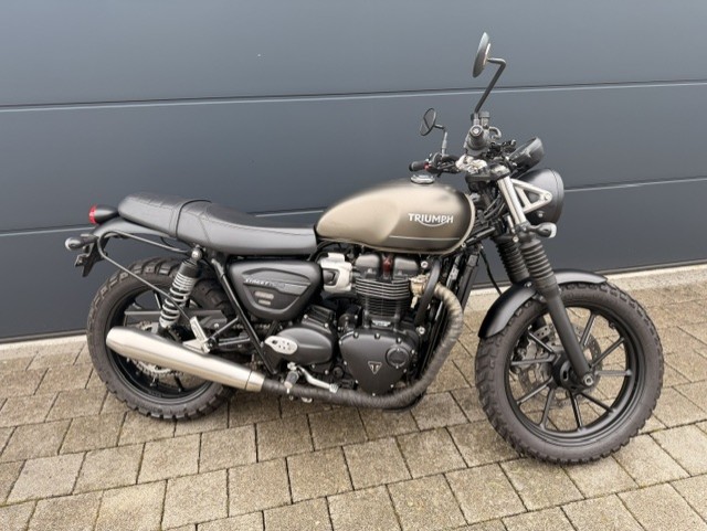 TRIUMPH Street Twin 900-image-7